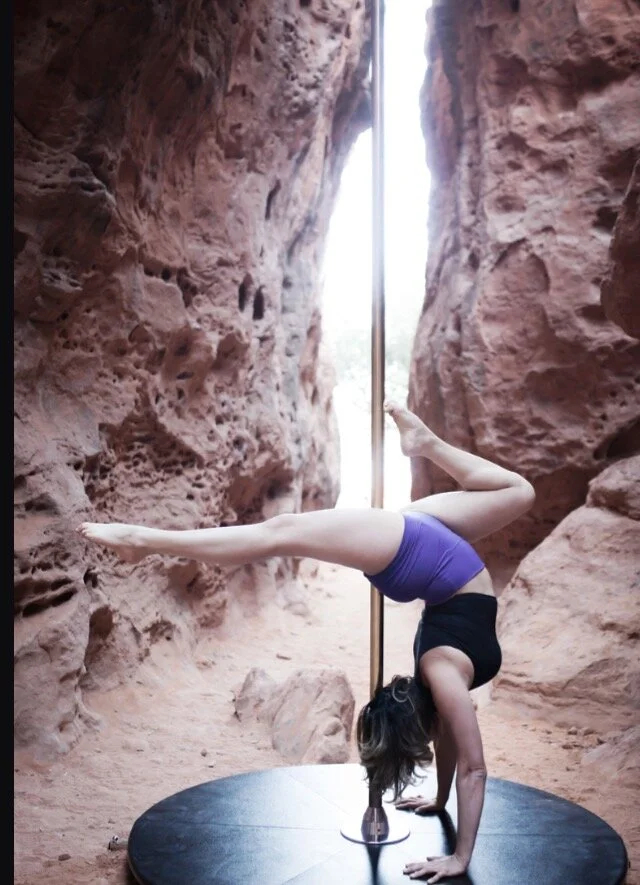 X-STAGE Lite — Vertical Art Dance