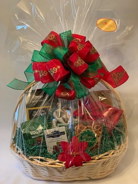 Holiday Tradition Basket (Medium)