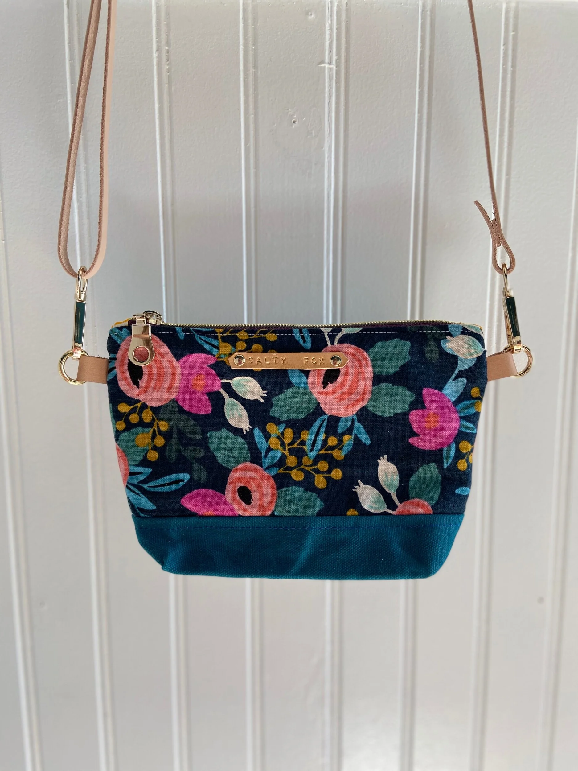 01B76E69-44EA-42F1-A343-EC6EF2FE1796