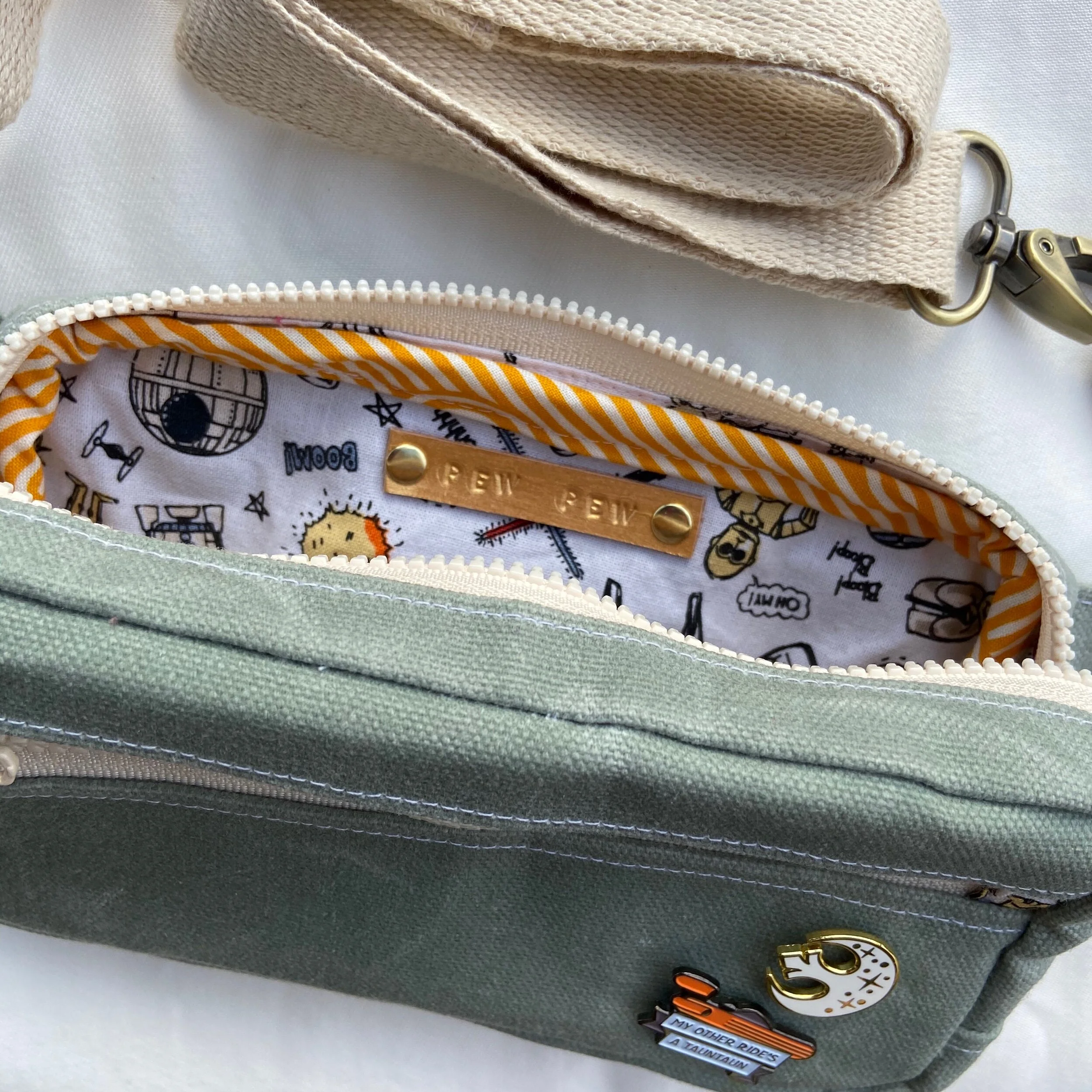 1972BF5F-0E84-4B72-A48F-501D93CD3D30