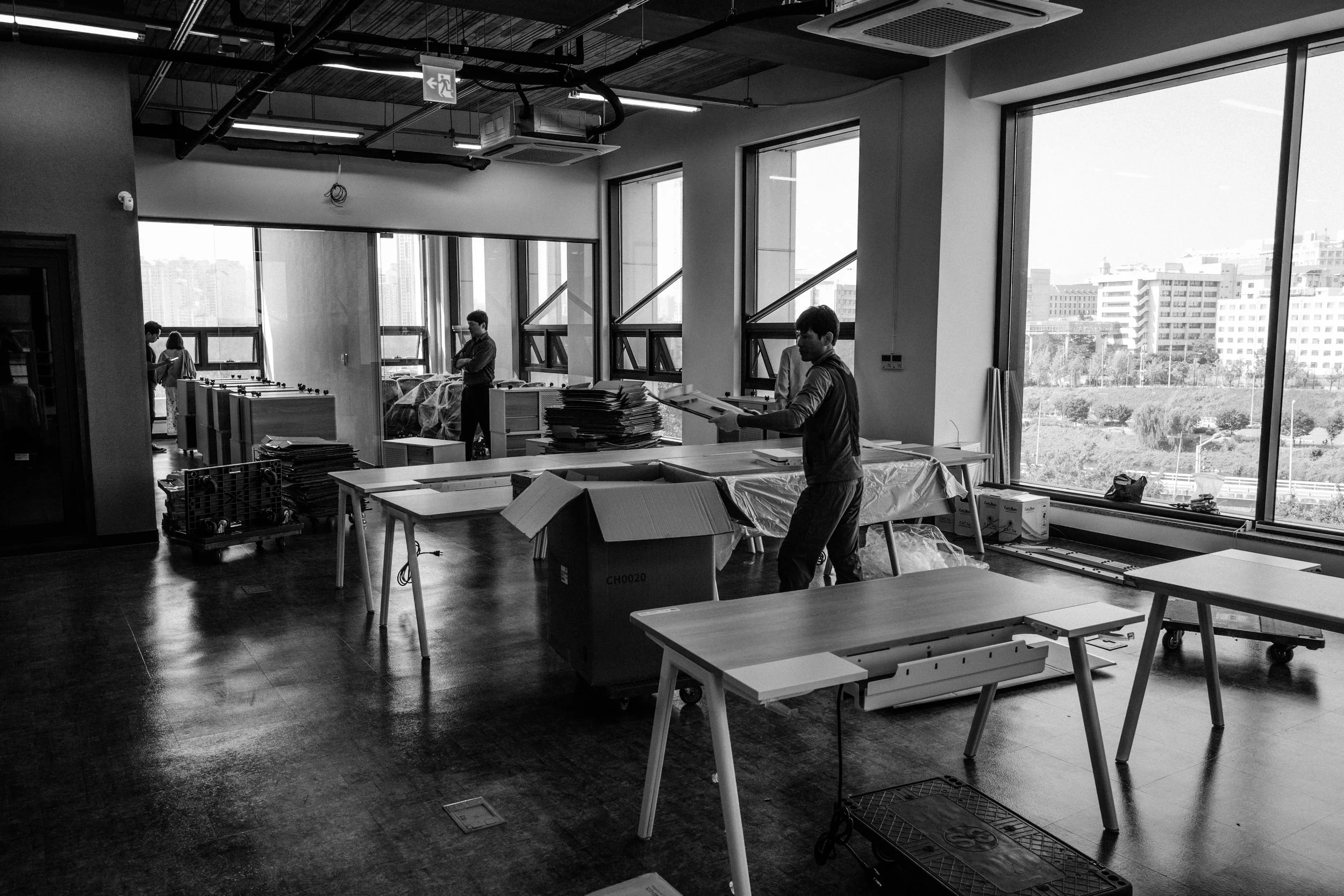 Placing desks