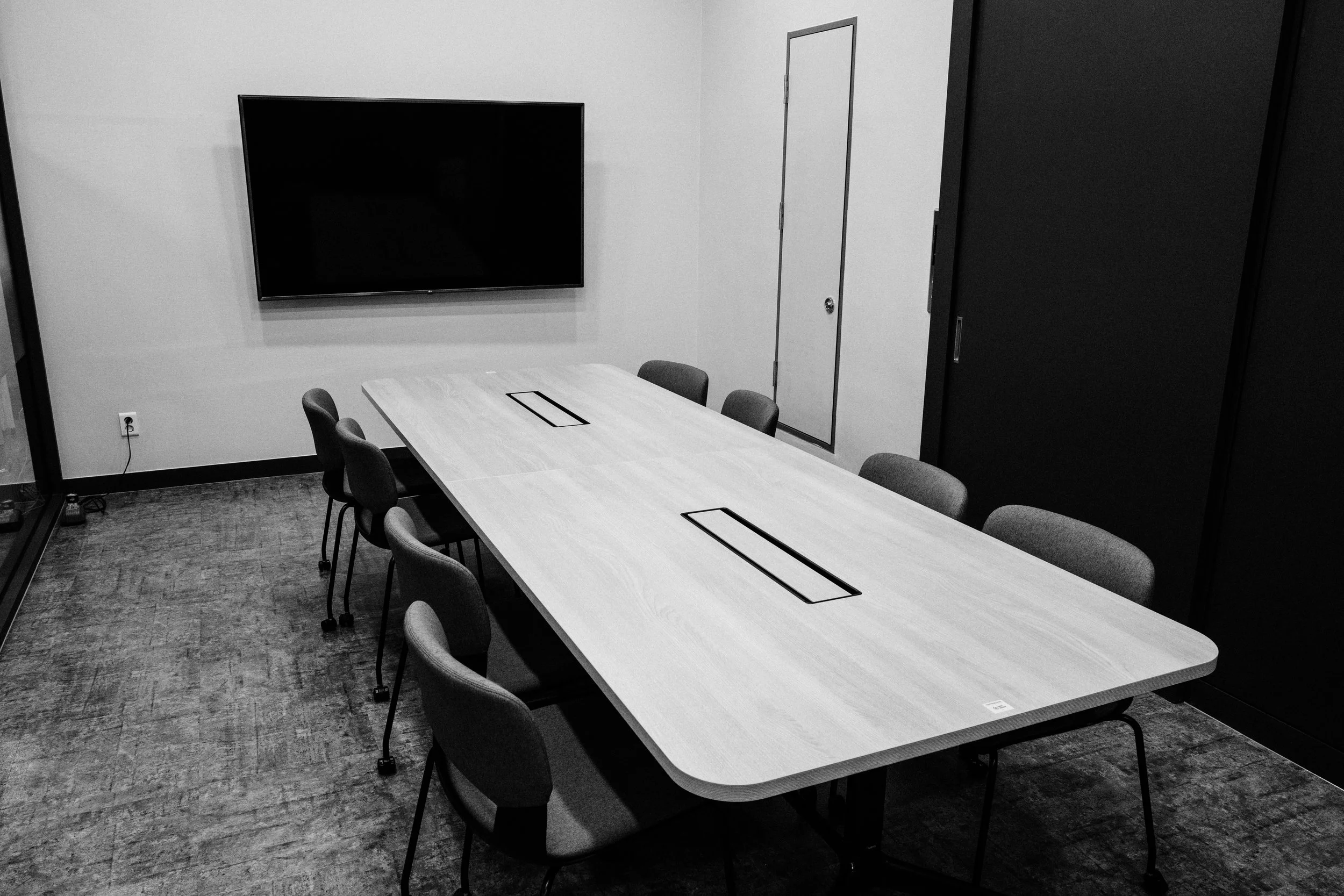 Finished meeting room