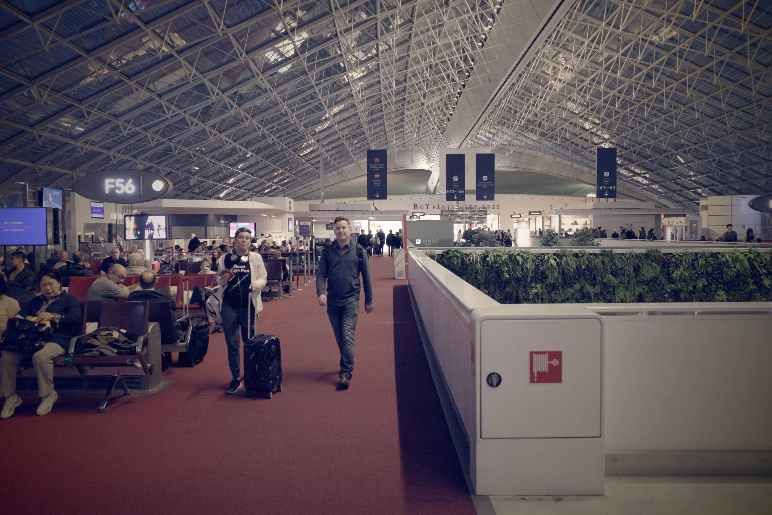 CDG Terminal 2F