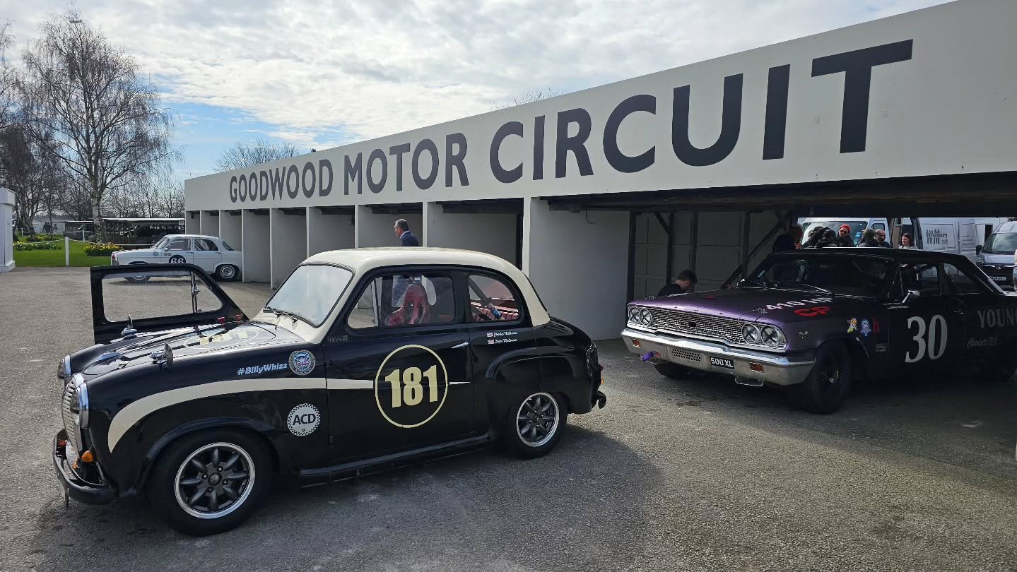 Great to be back in this little beast after more than 5 year off the track #BlackPigA35 #goodwood #goodwoodrevival #HRDC