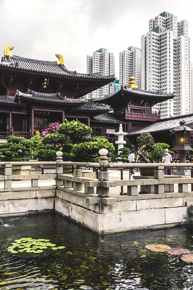 Hong Kong's Architecture: high rise vs. tradition