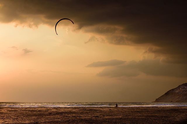 Kite surfing in the storm
#nofilter
.
.
♖ _____Rhodes, Dodecaneso
↬ _____September 2019
♡ _____with @paganick88
.
.
#rhodes #kitepraso #prasonisi #rhodesgreece #rhodesisland #island #greece #greekisland #theglobewanderer #travelandlife #worldplaces #