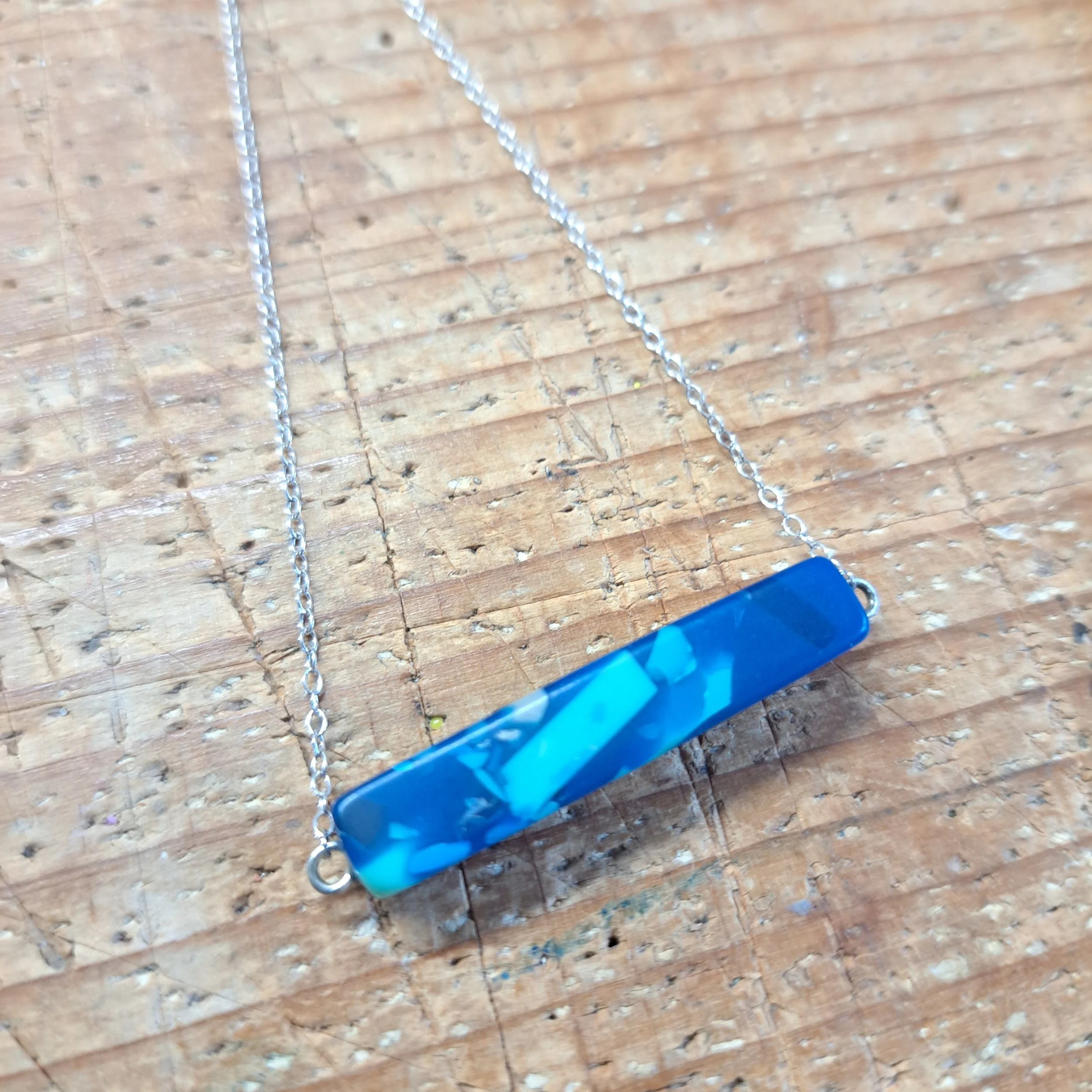 little bar necklace