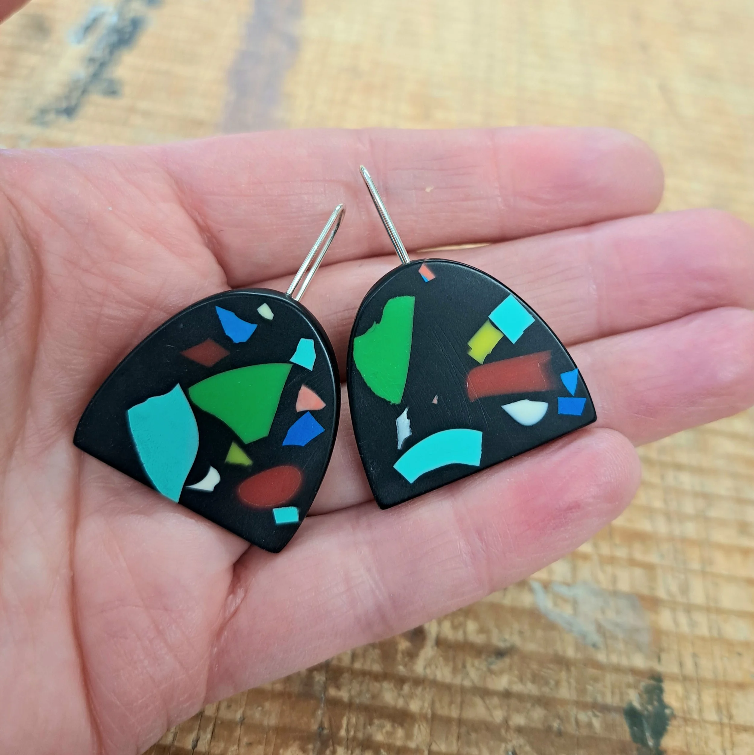 earrings demi drop midnight1.jpg