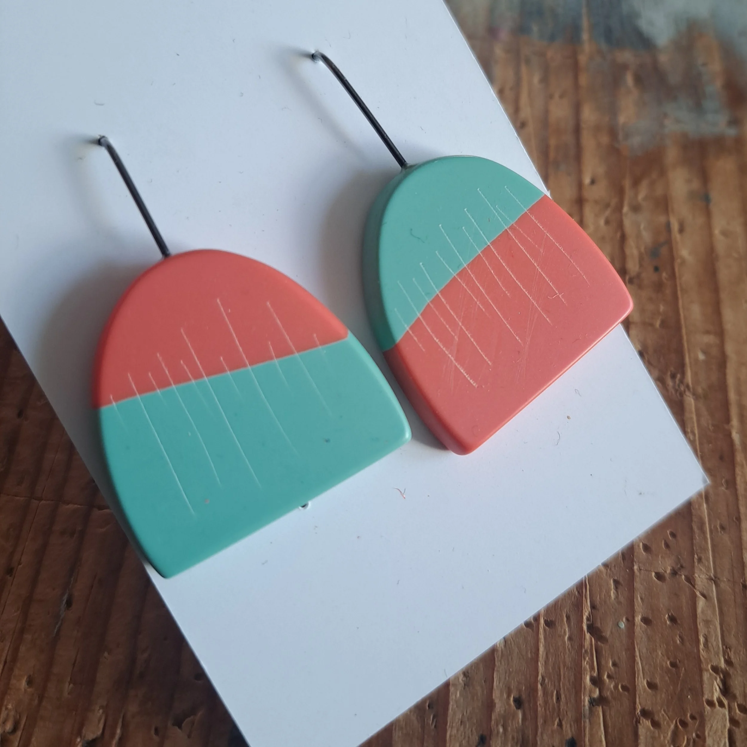 split Demi Drops in aqua and coral
