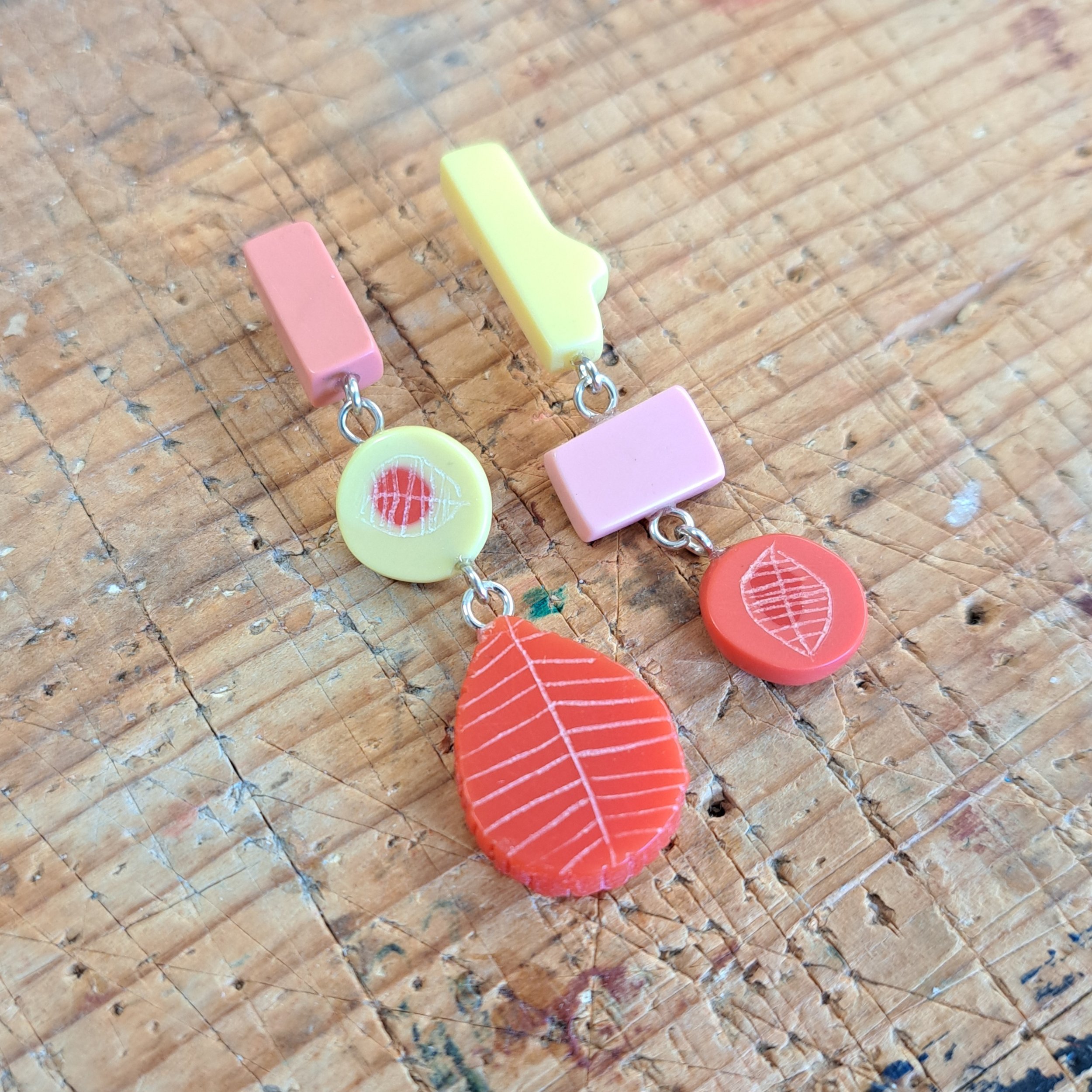 vivid pastels small Triple drops