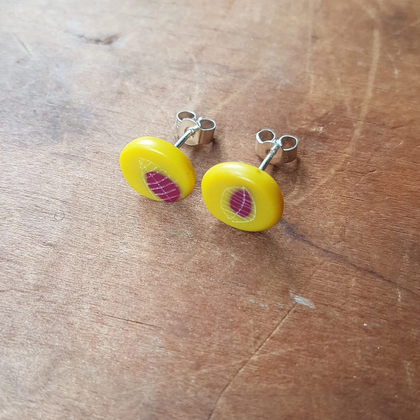 EARRINGS mini round studs yellow plum SQ.jpg