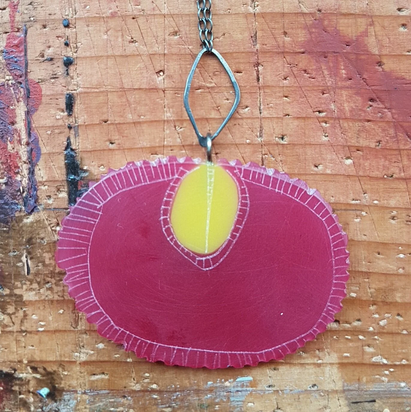 necklace oval bloom h pink yellow.jpg