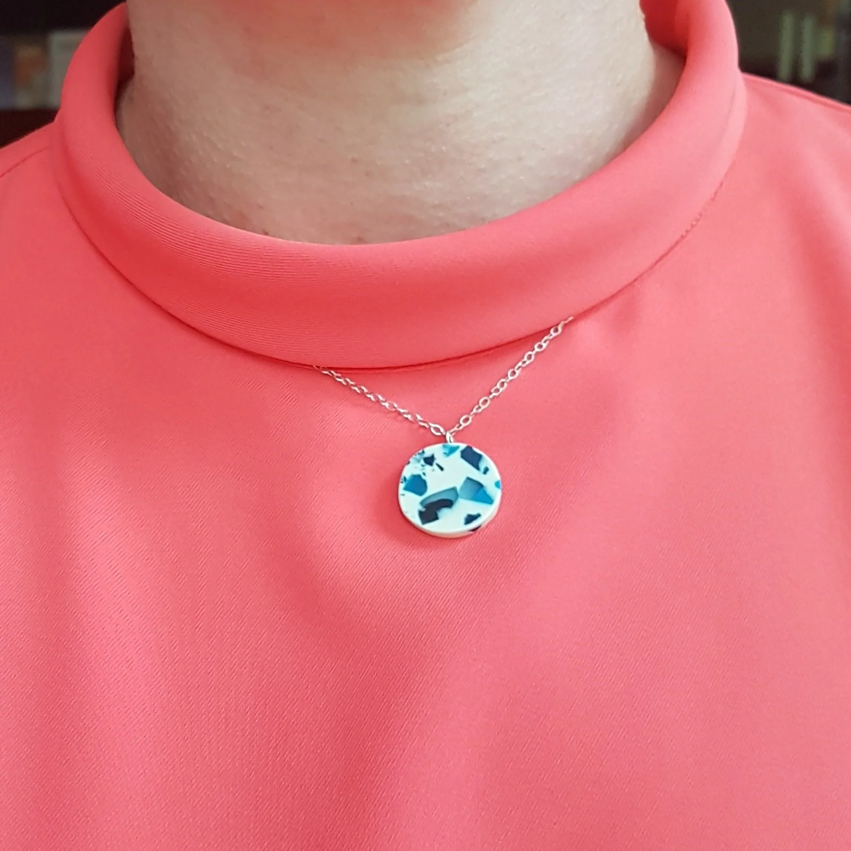 CE pendant round cream blue speckle model.jpg