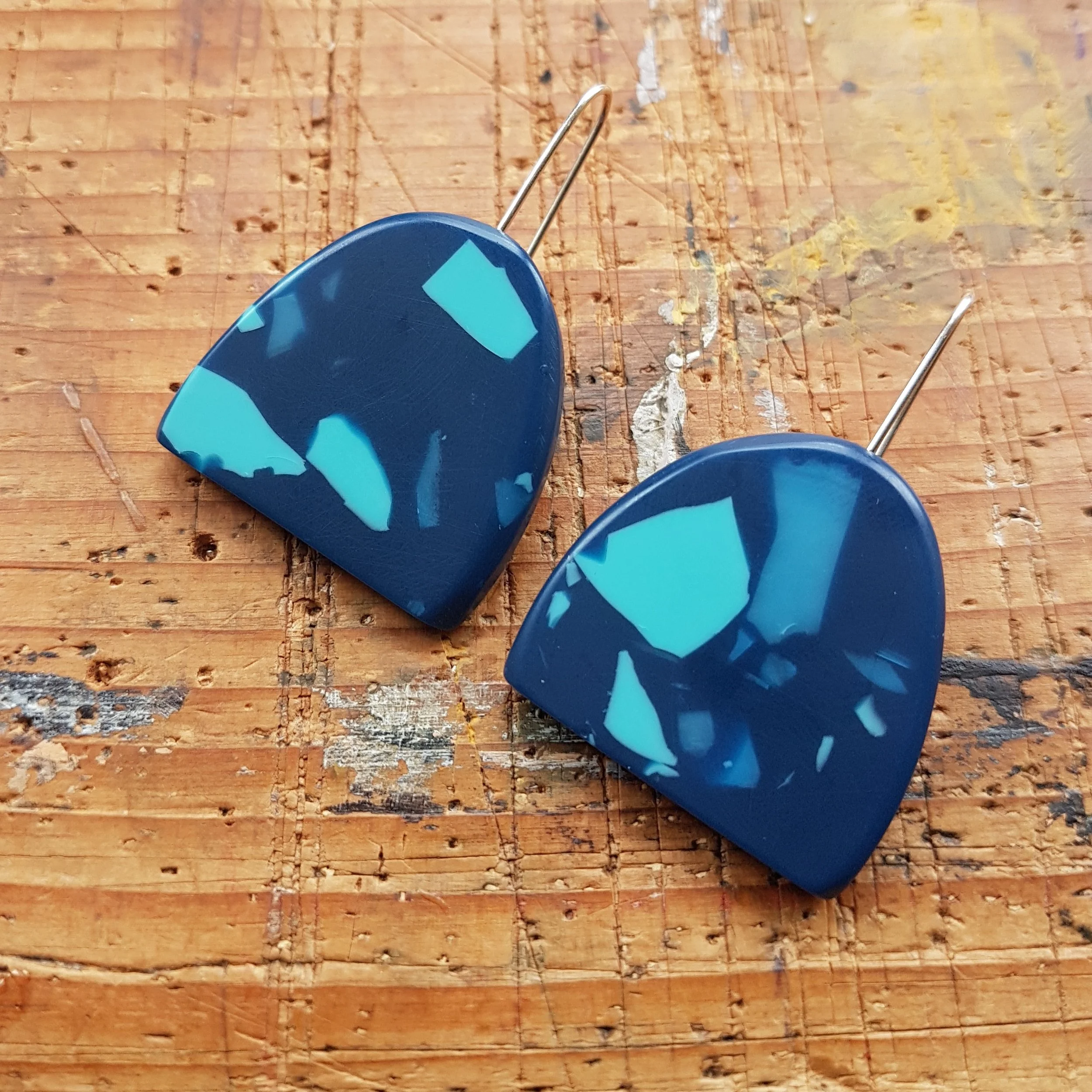 earrings demi drops blue fixed 1.jpg
