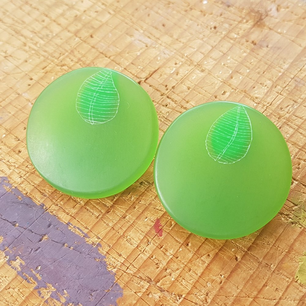 earrings round x large trans green.jpg