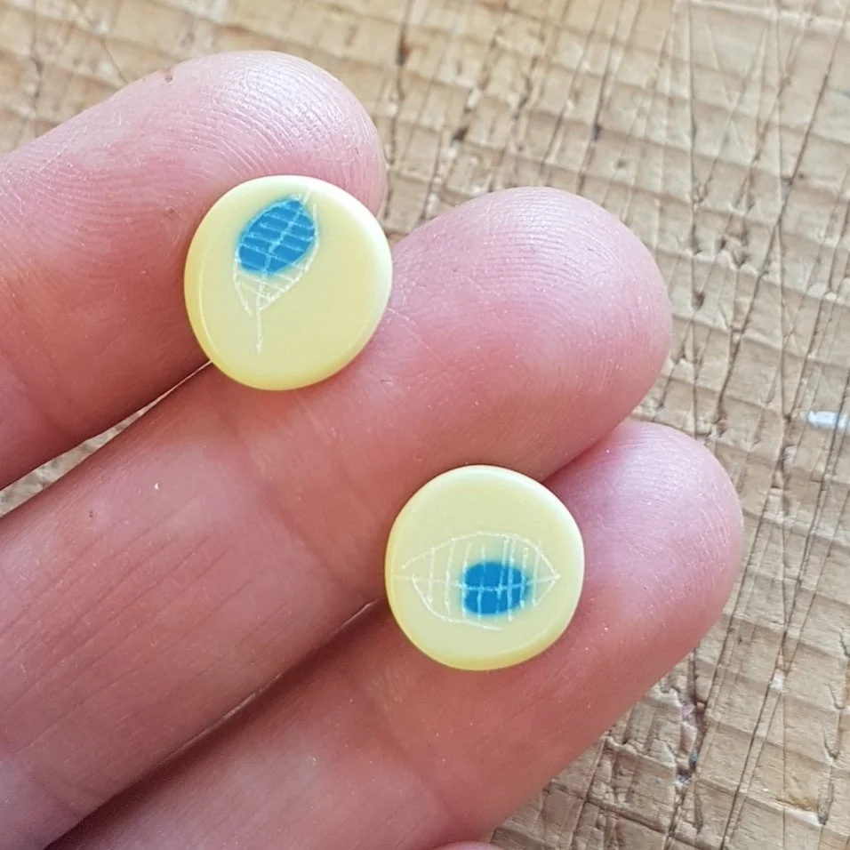 EARRINGS mini round studs p yellow blue2.jpg
