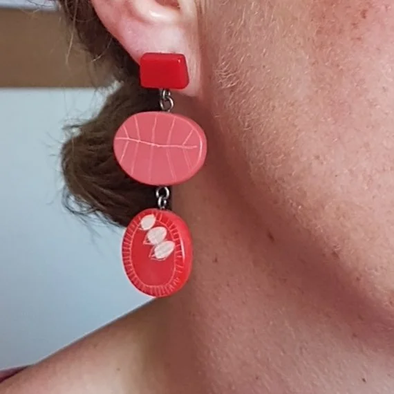 earrings triple drops pink and red2.jpg