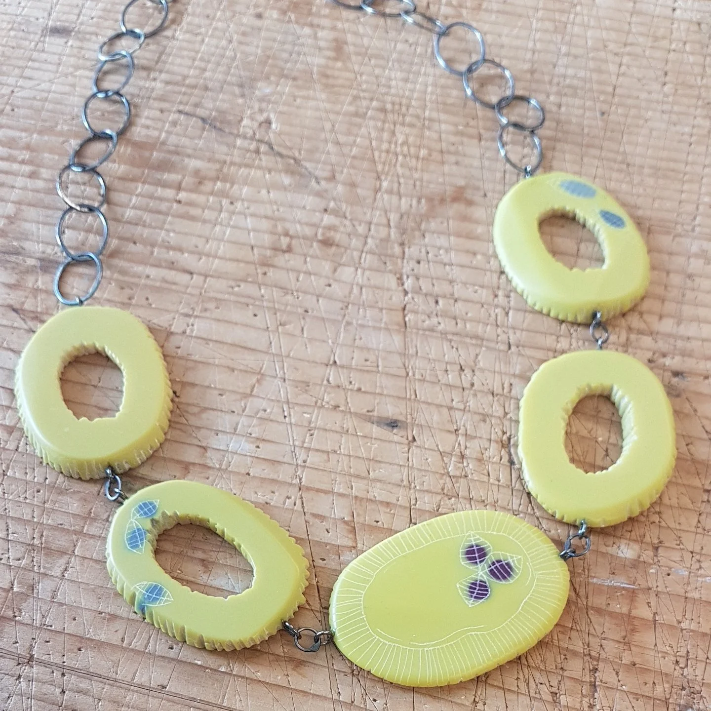 yellow oval bloom necklace