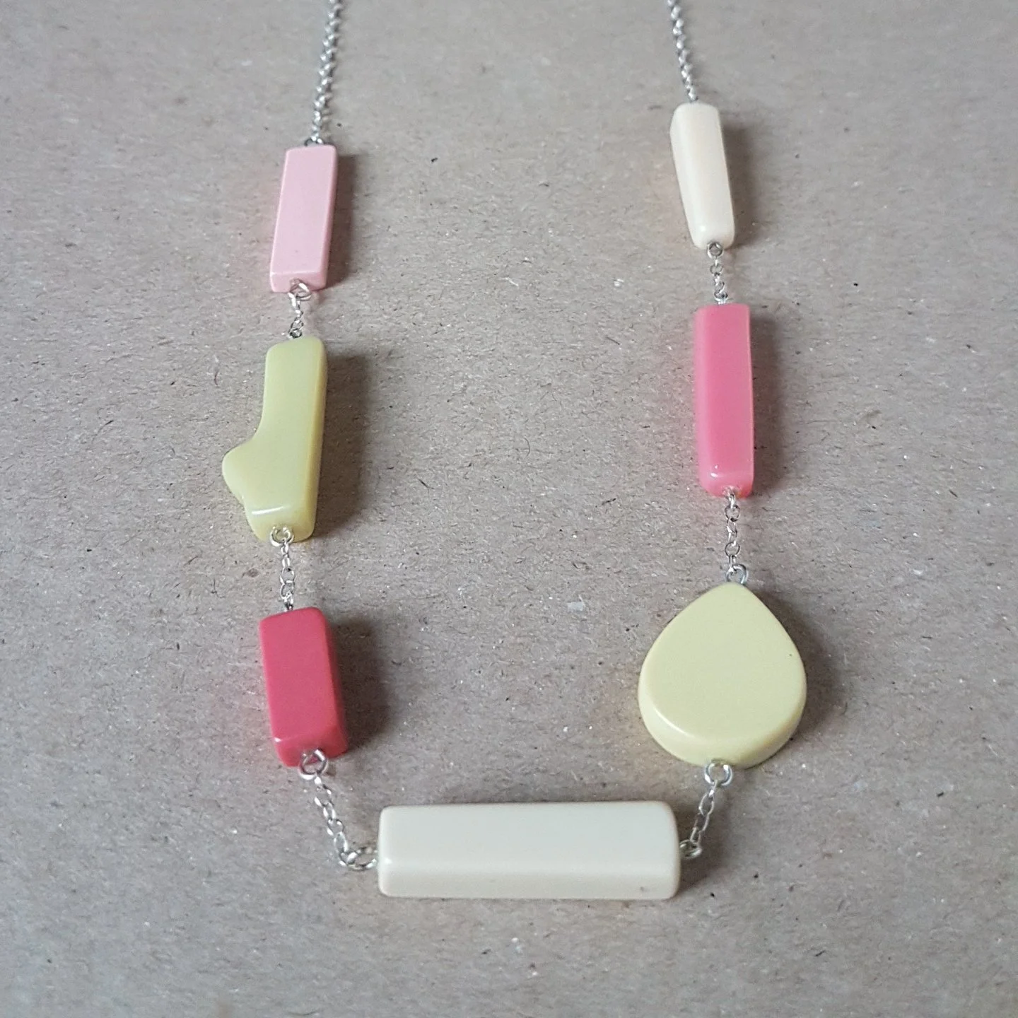 necklace twig mini long pastels web1.jpg