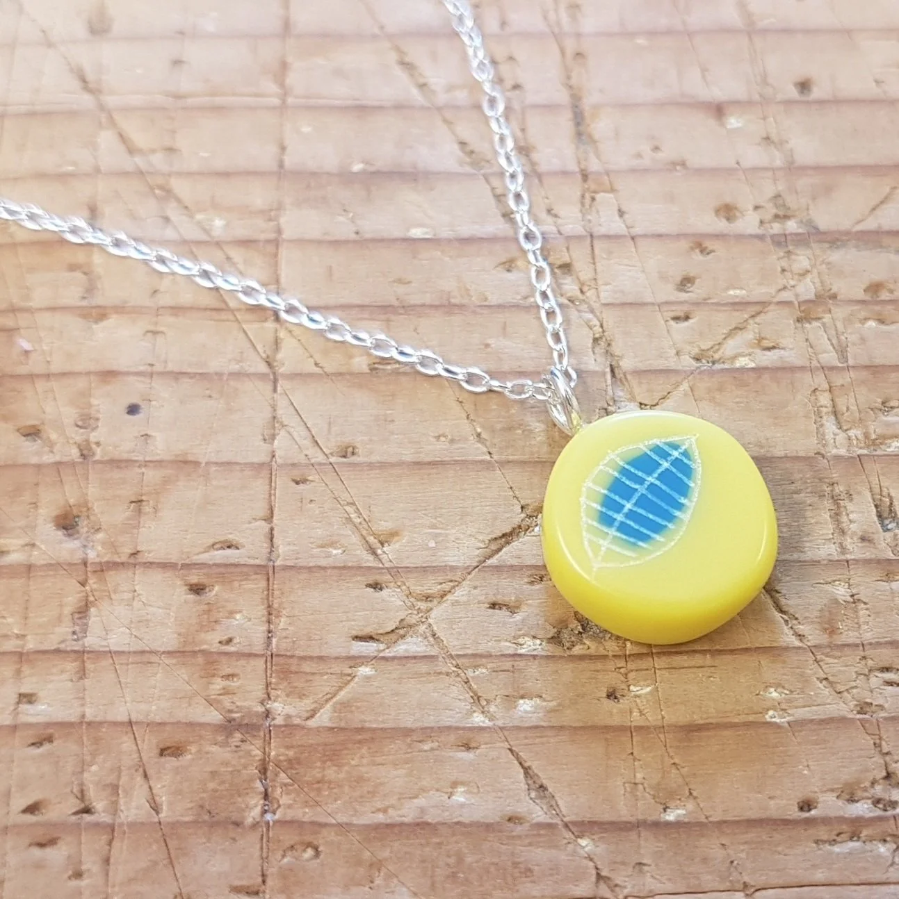 yellow and blue mini round pendant