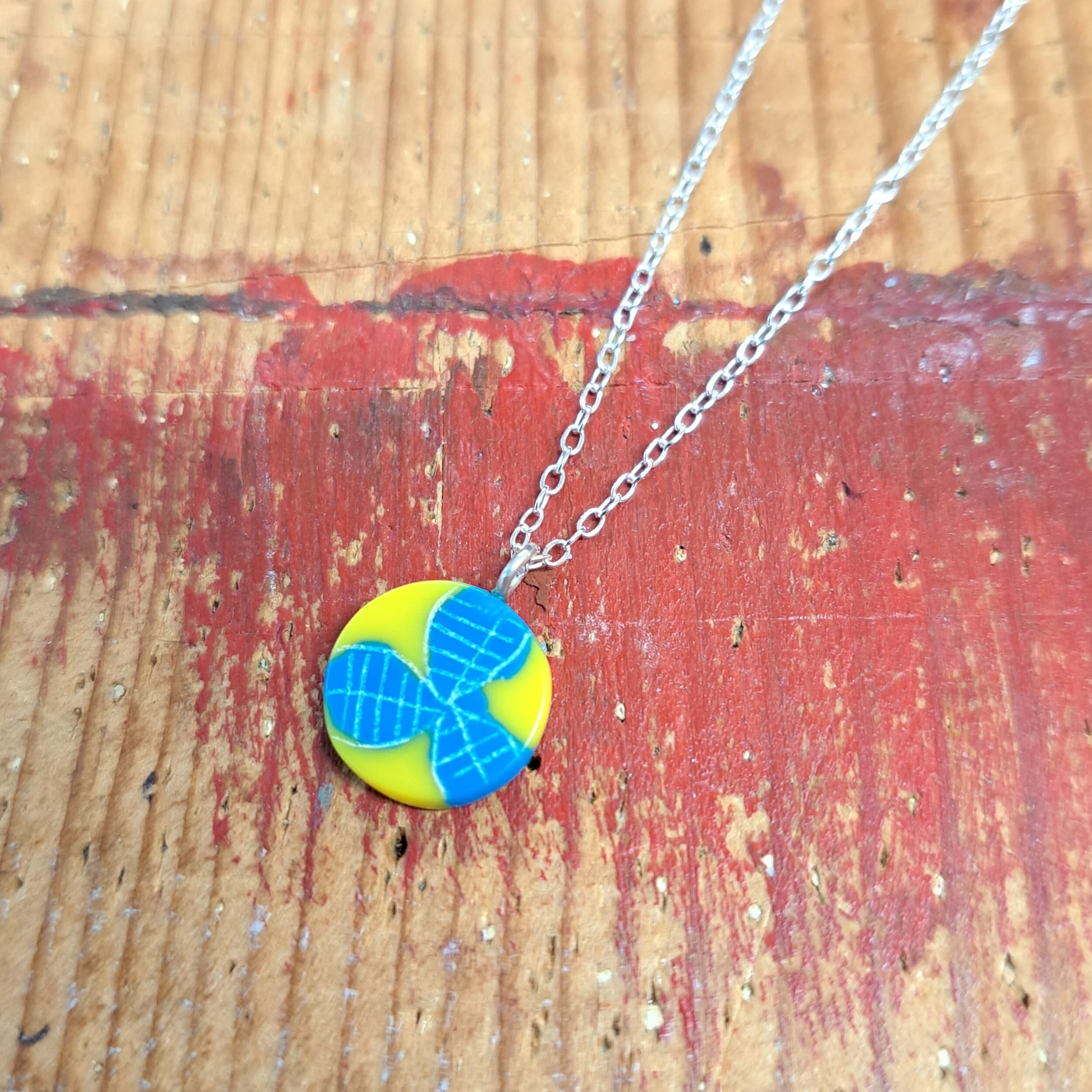 yellow and blue flower mini round pendant