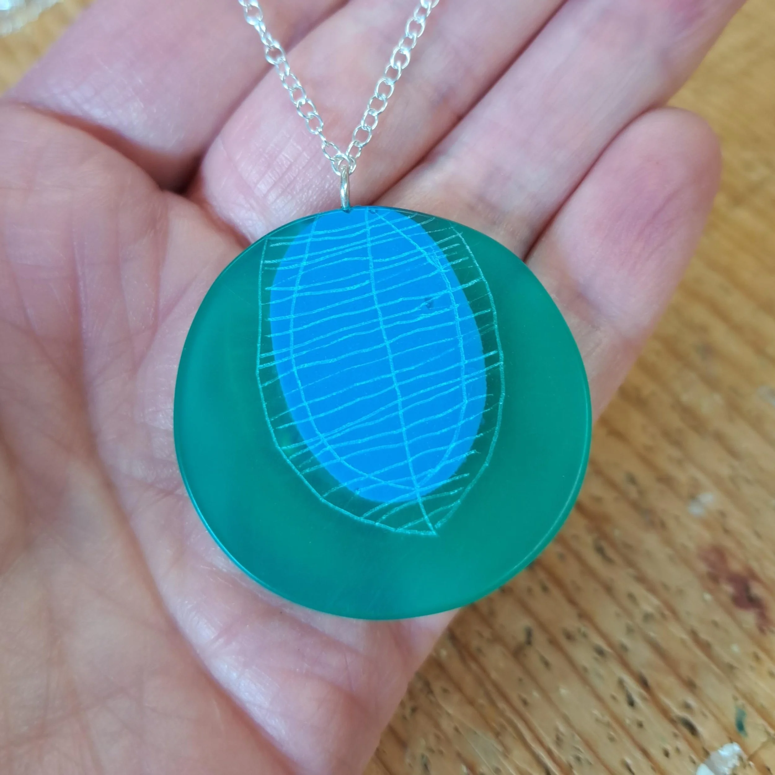 necklace round x large green and blue1.jpg