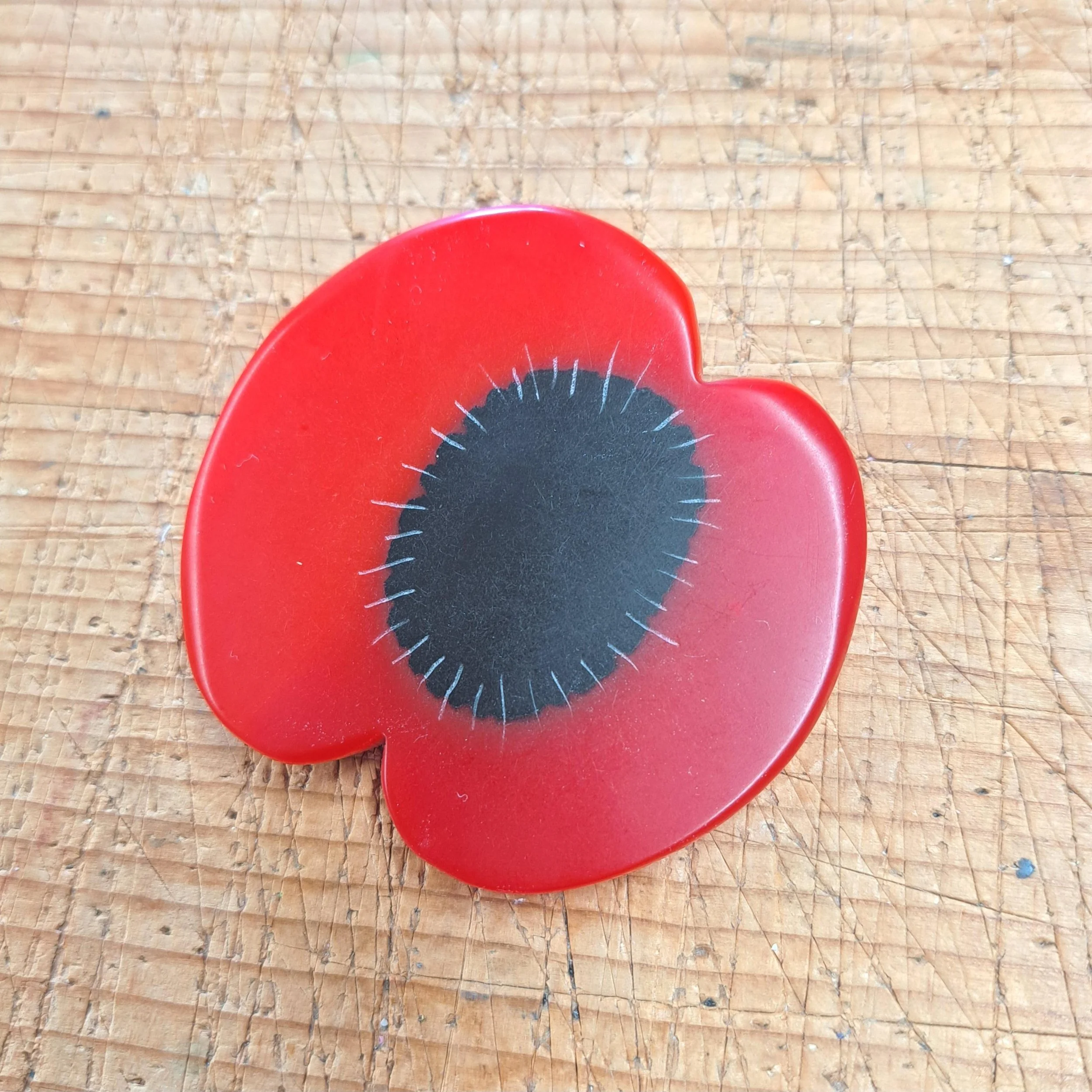 brooch poppy red black 1.jpg