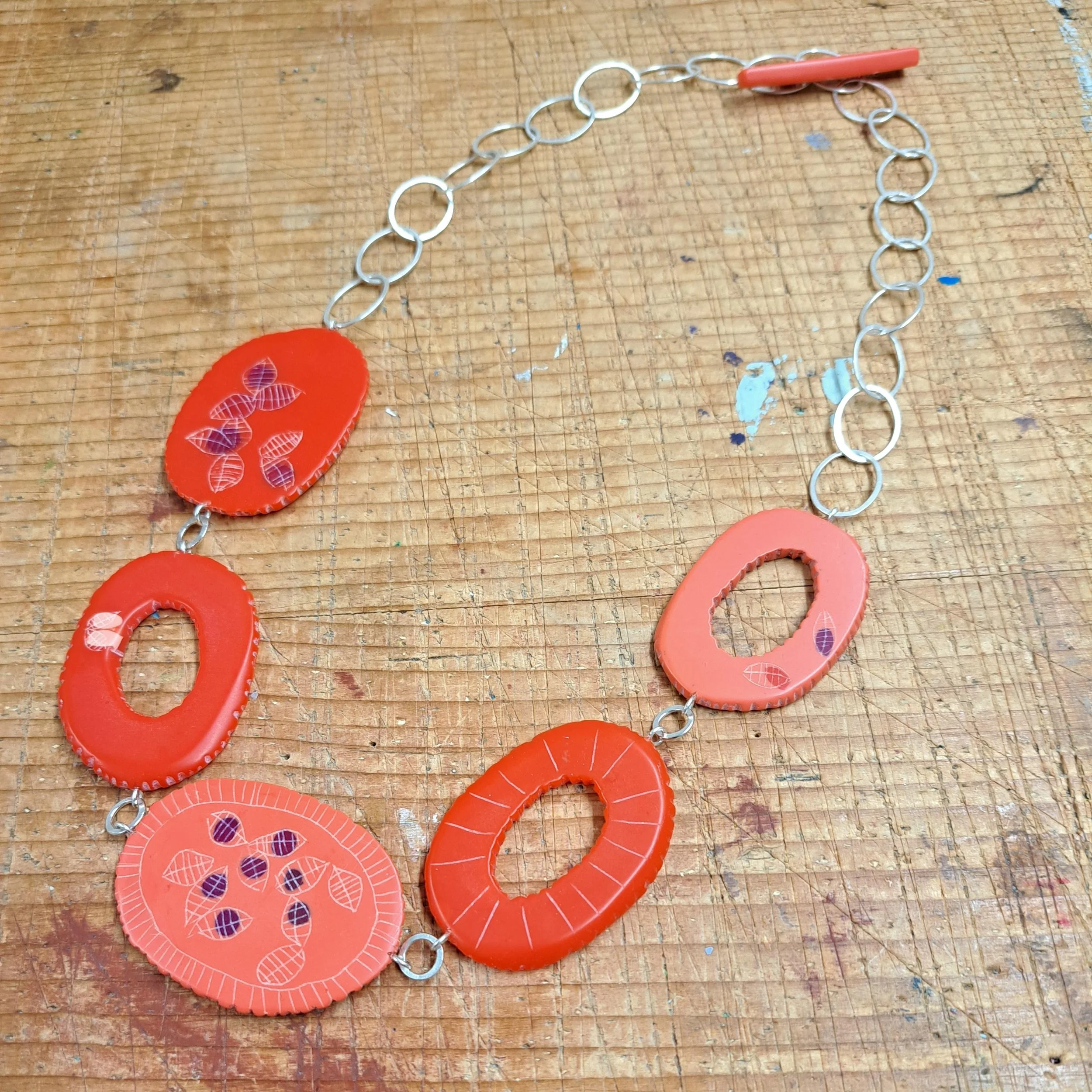 necklace mismatch oval bloom coral red.jpg