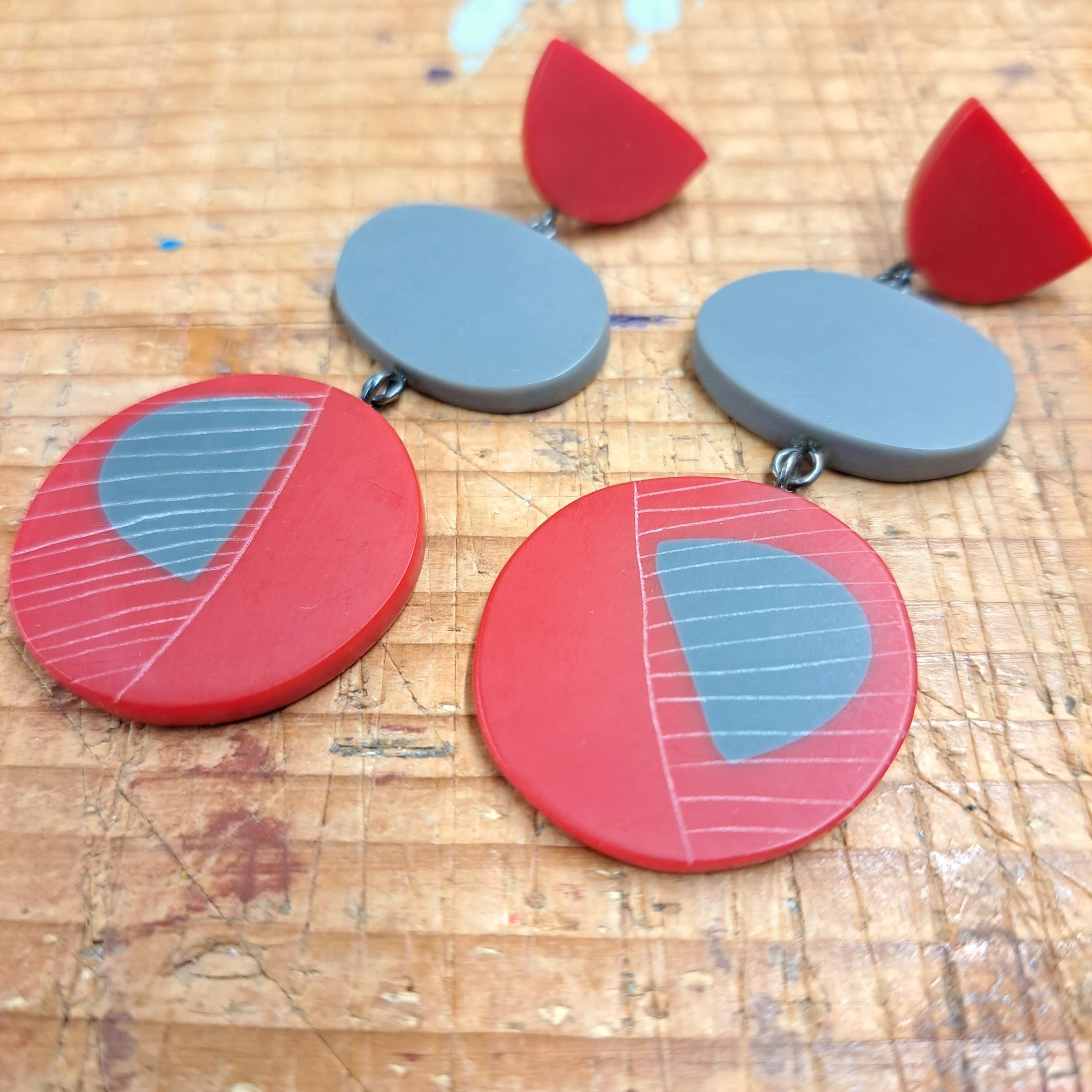 earrings triple d red grey.jpg