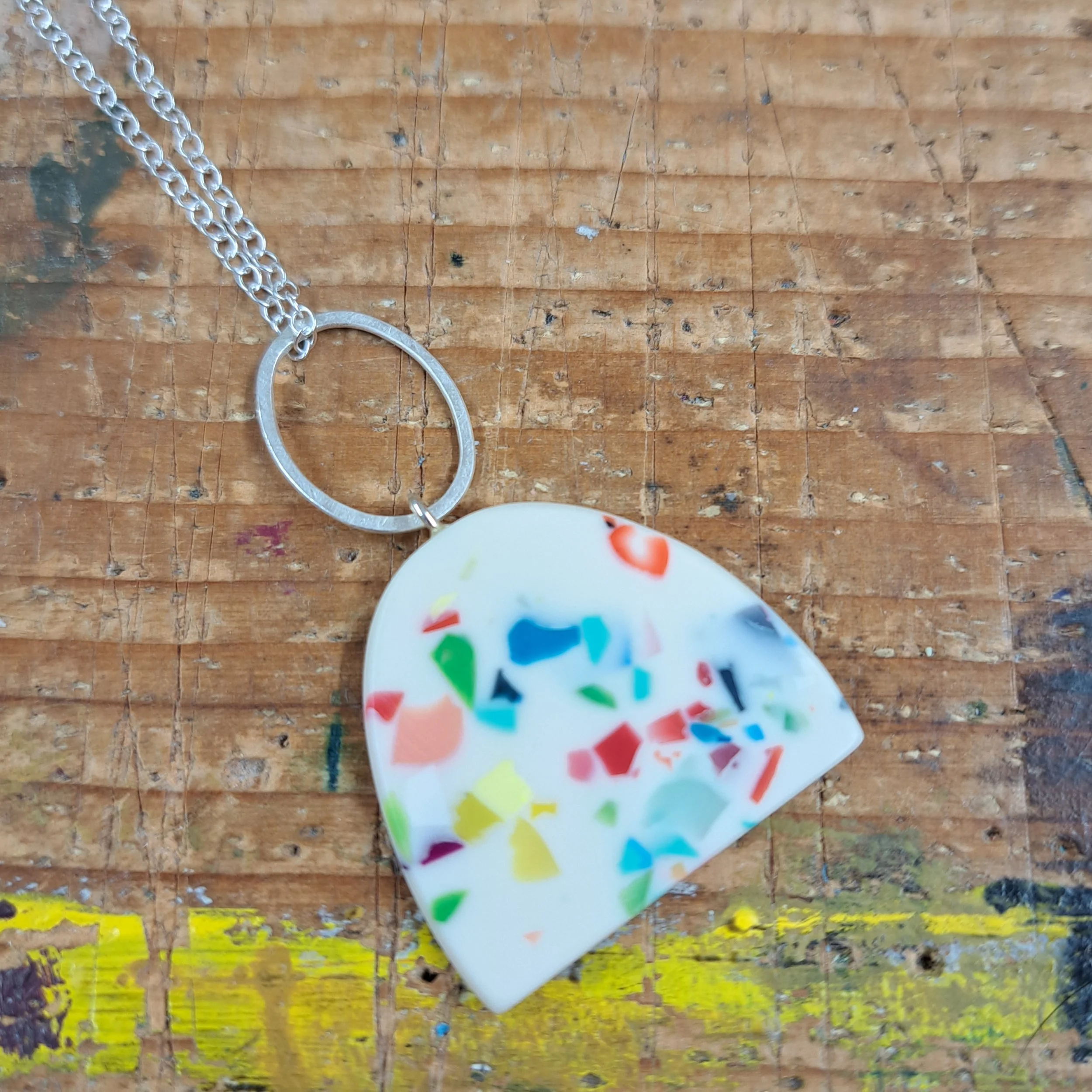 rainbow brights speckle demi pendant with link