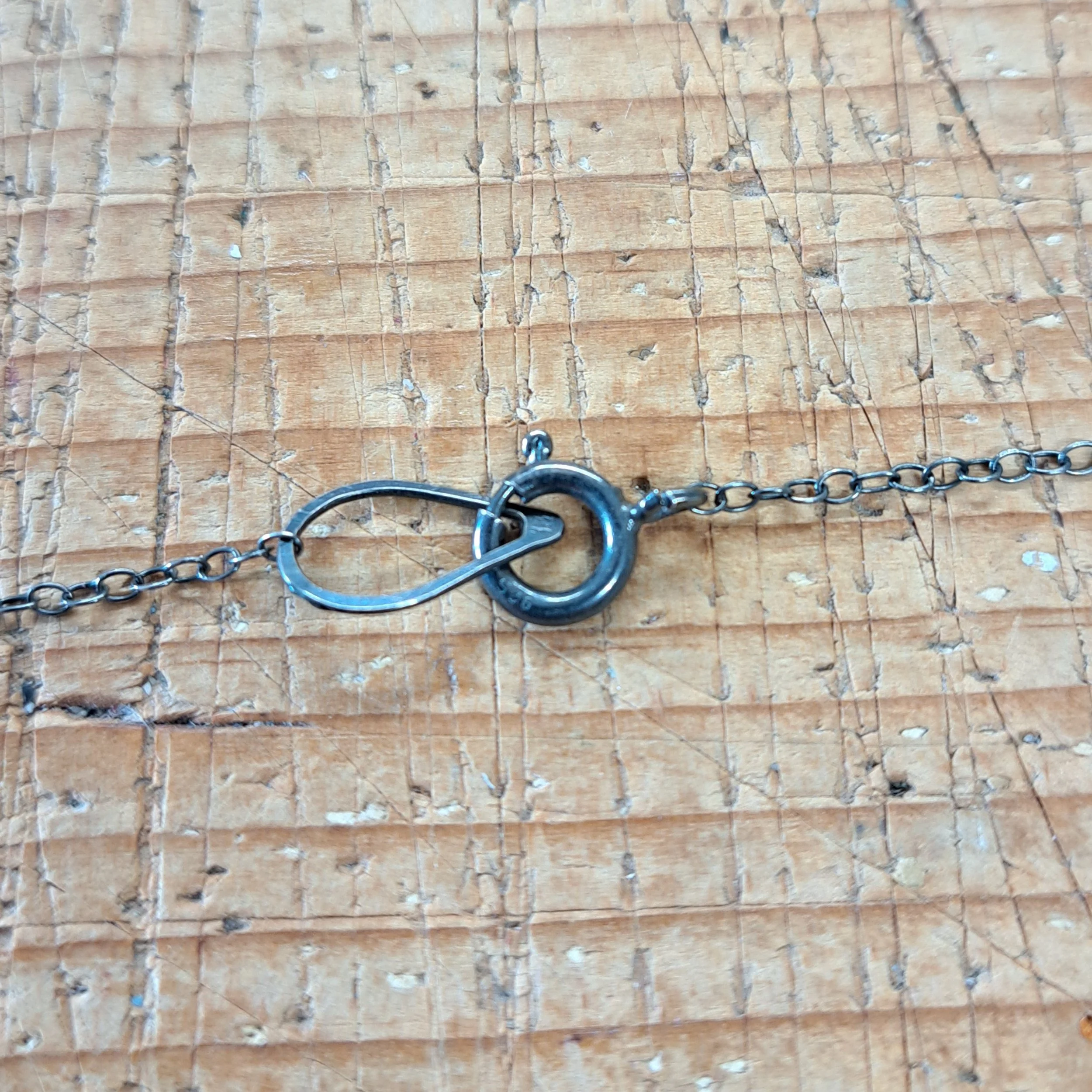 necklace round mid blue turq oxi12 chain.jpg