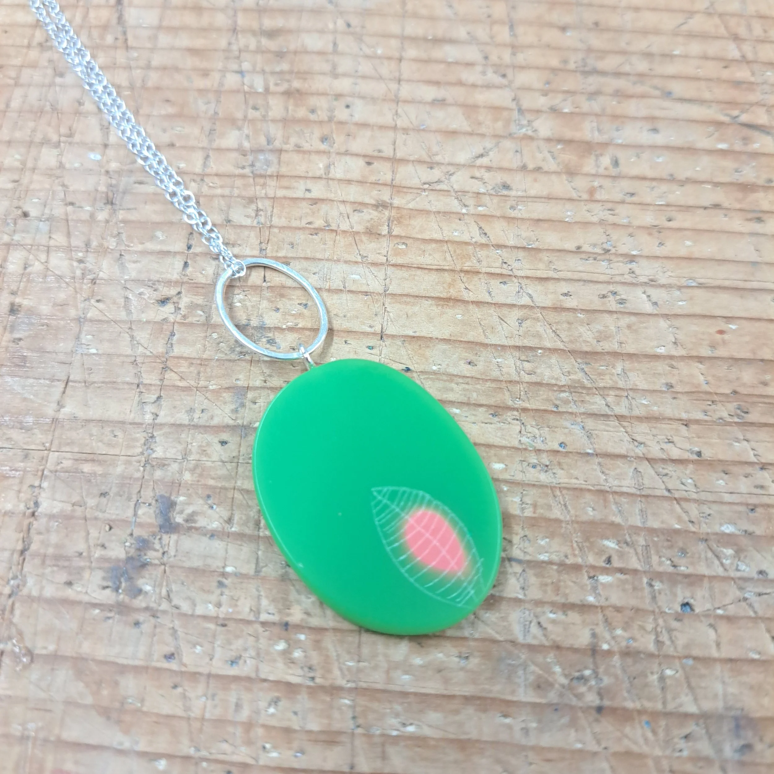 necklace oval green pink2.jpg