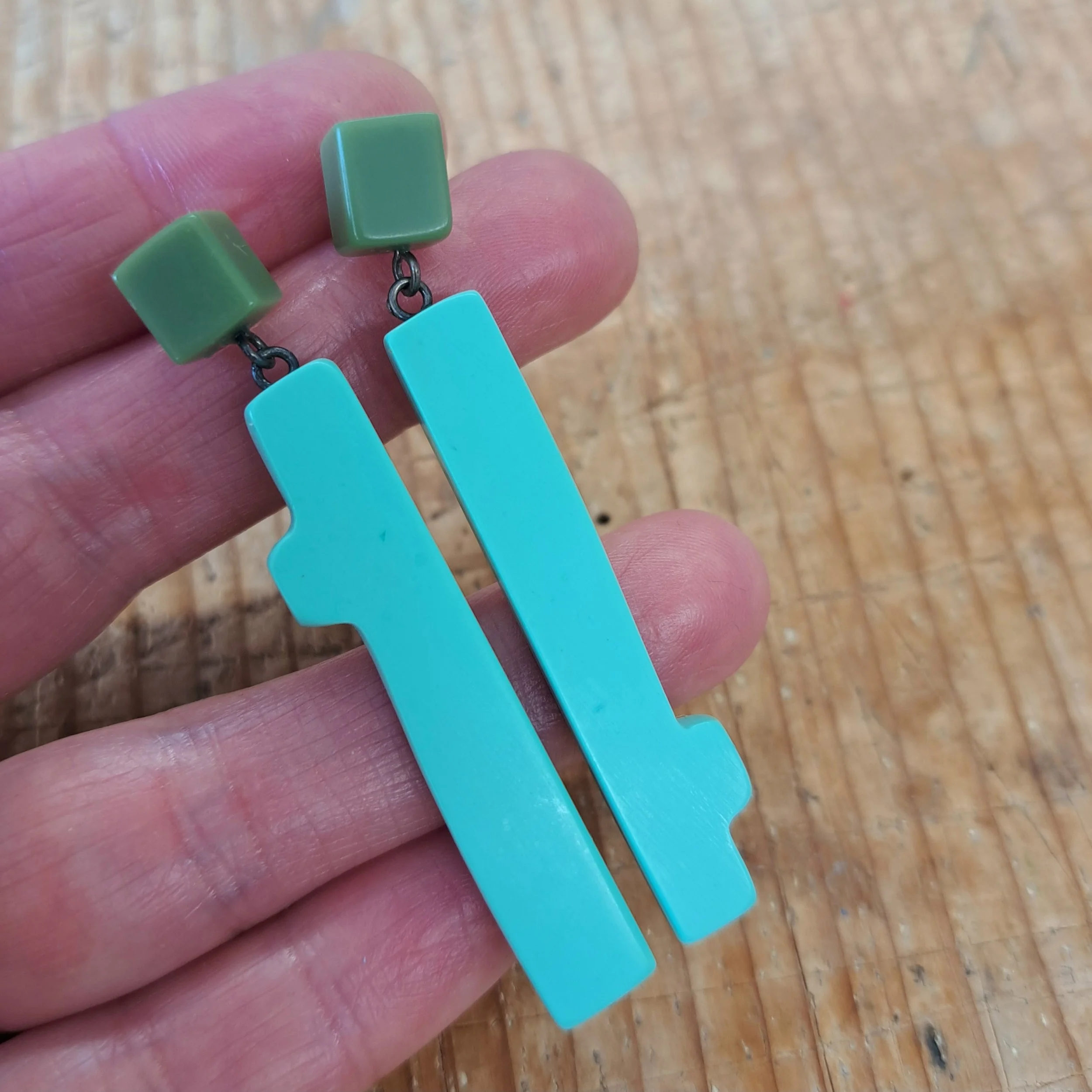 twig double drops in aqua and olive