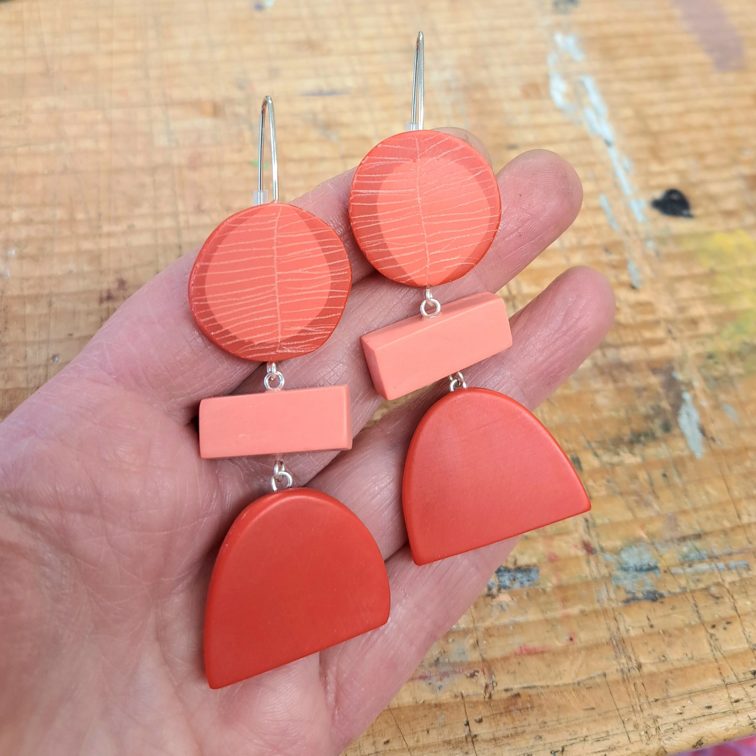 Coral pink and red Triple drops