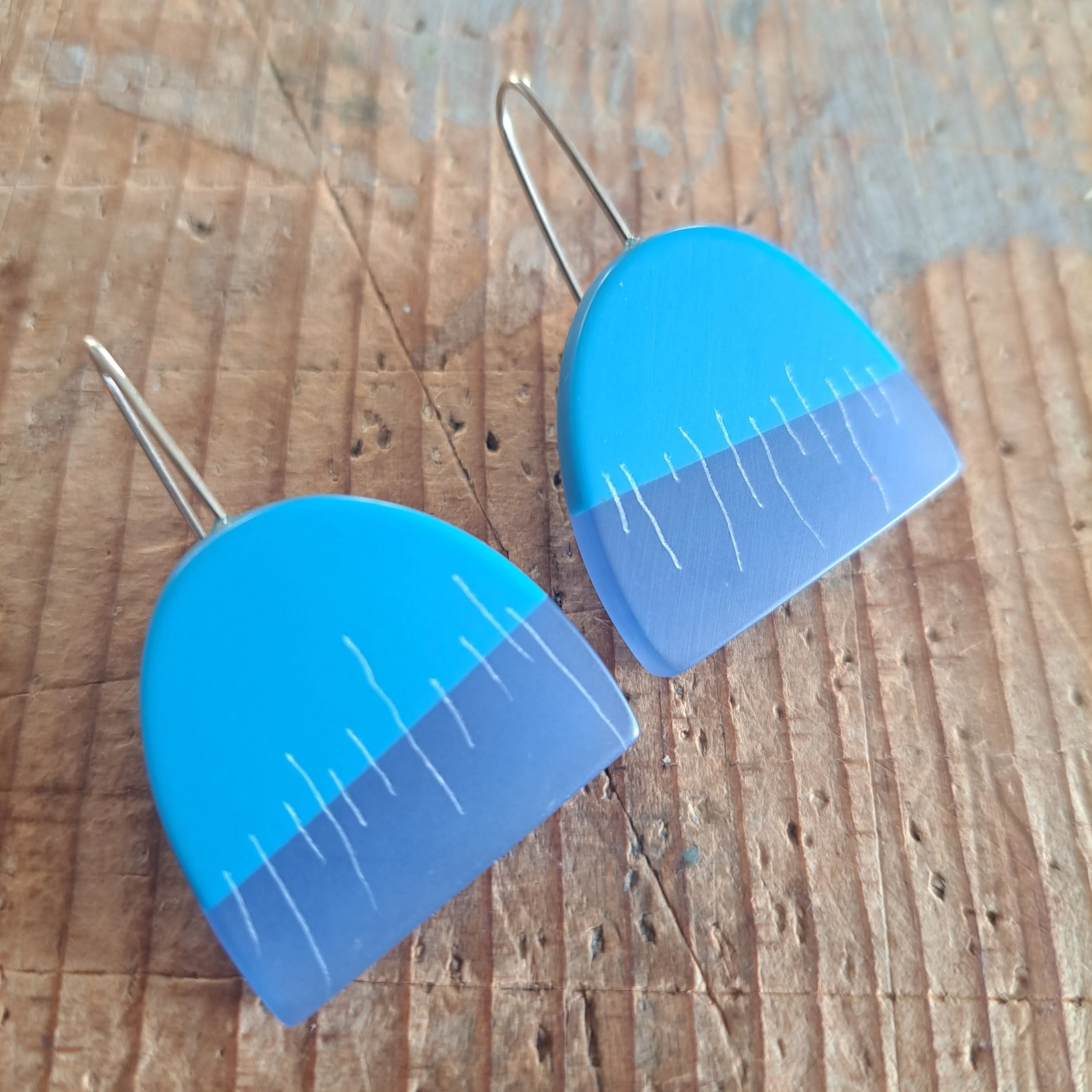 split Demi Drops in blue