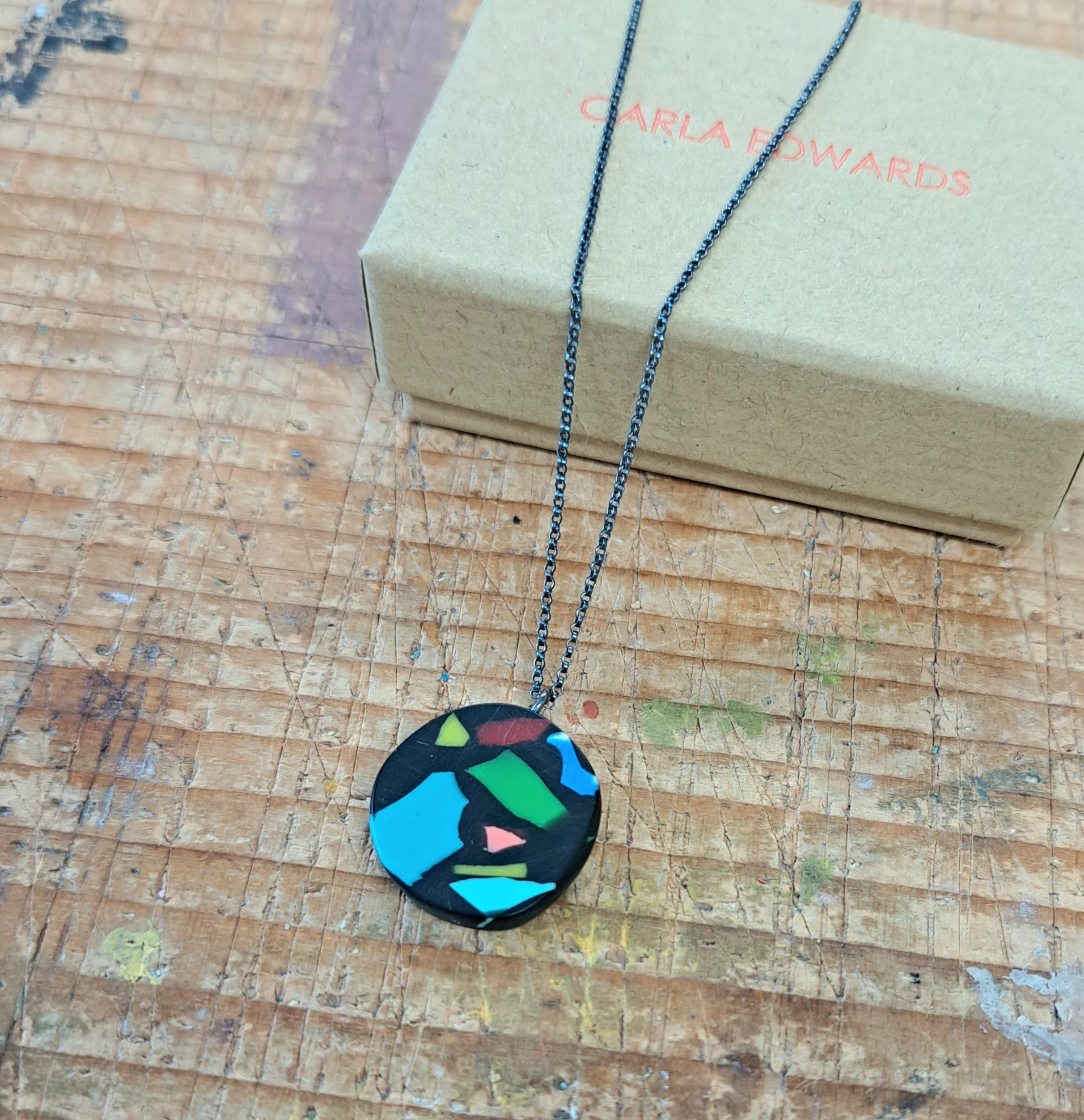 pendant round midnight.jpg