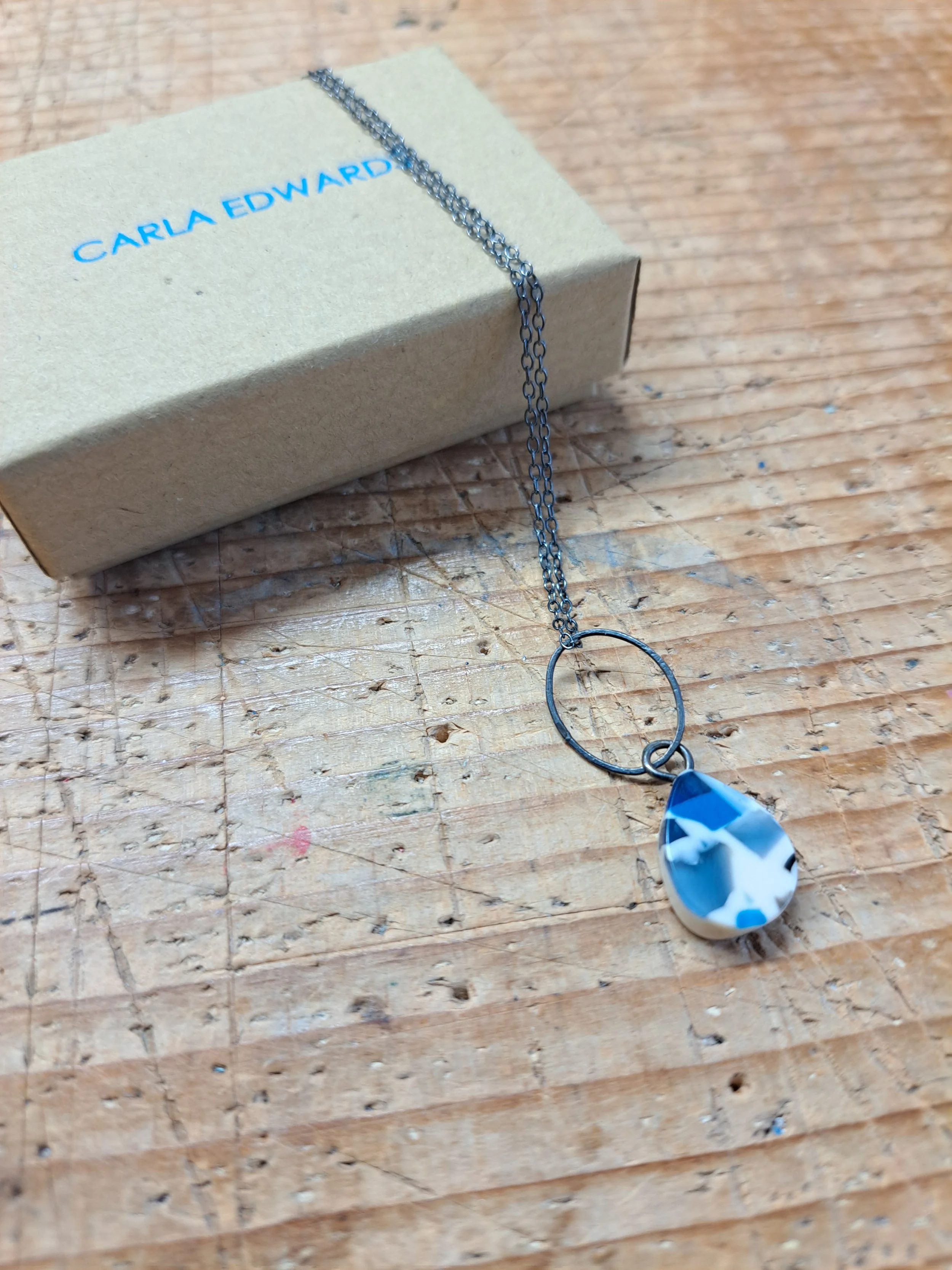 petal pendant with oval link