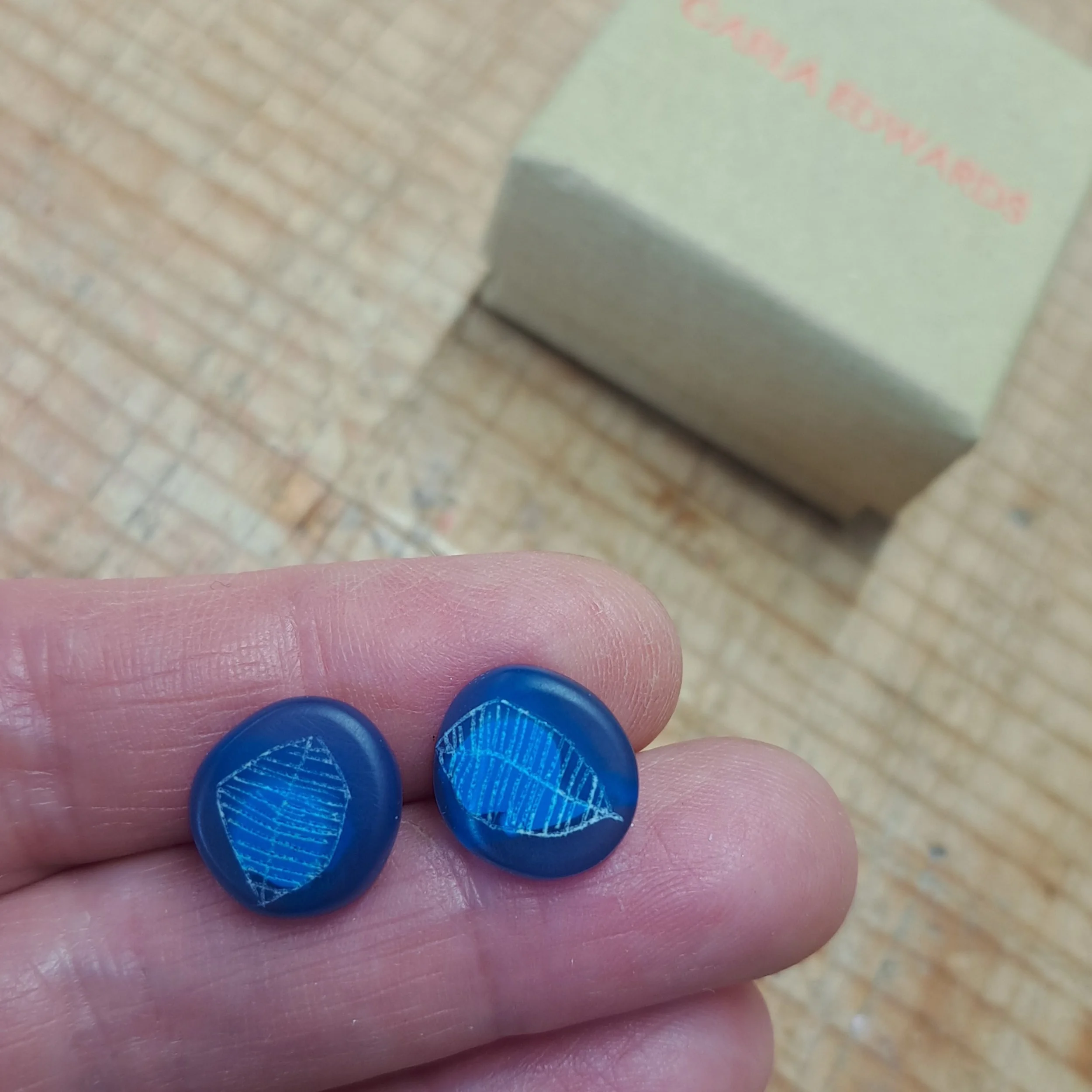 blue mini round studs