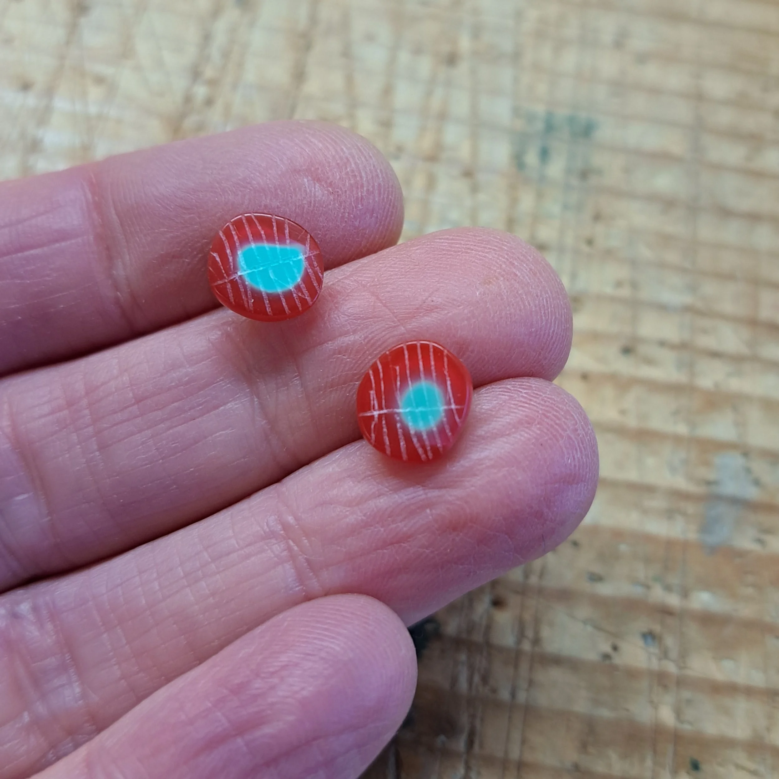 tiny studs - magenta and turquoise