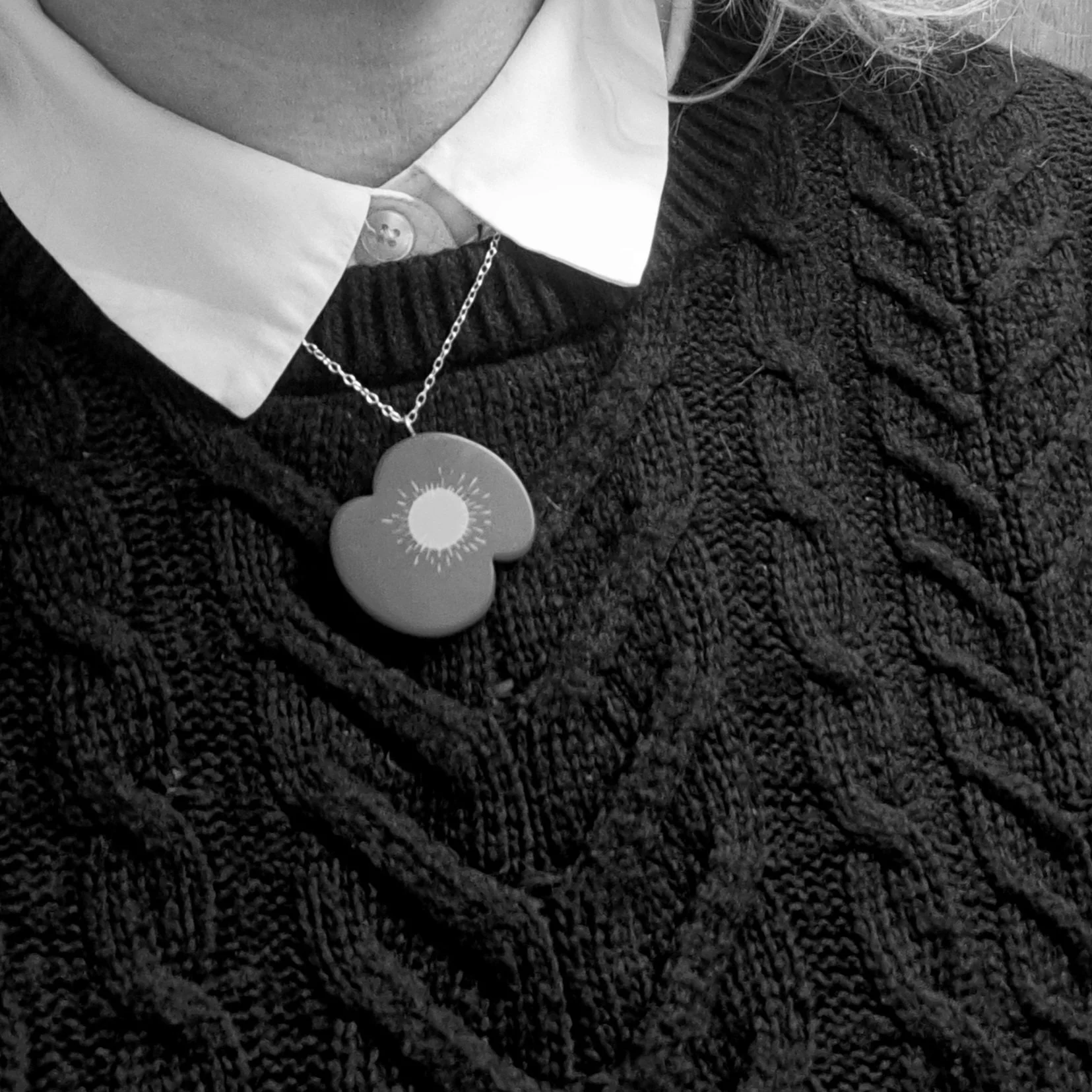 Poppy pendant model.jpg