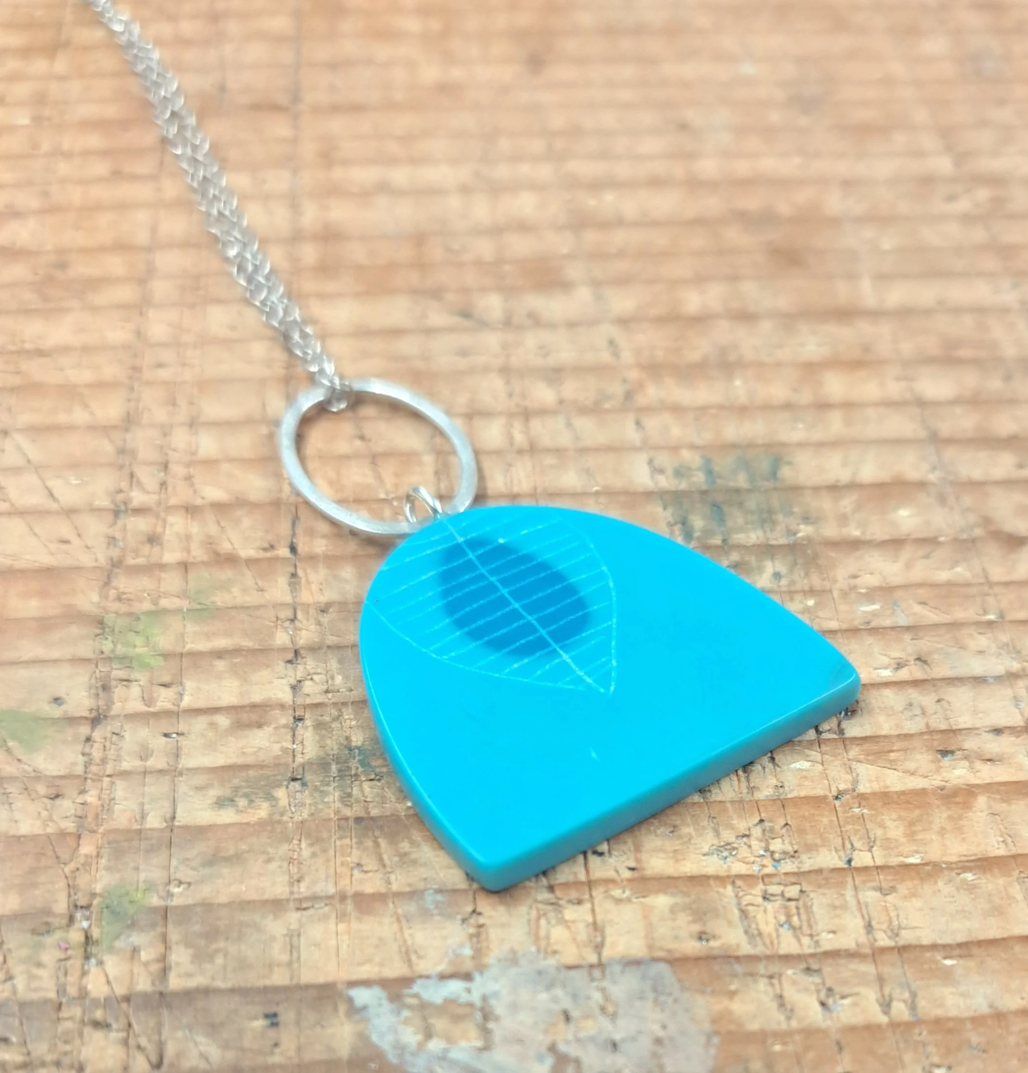 necklace demi pendant pale blue1.jpg