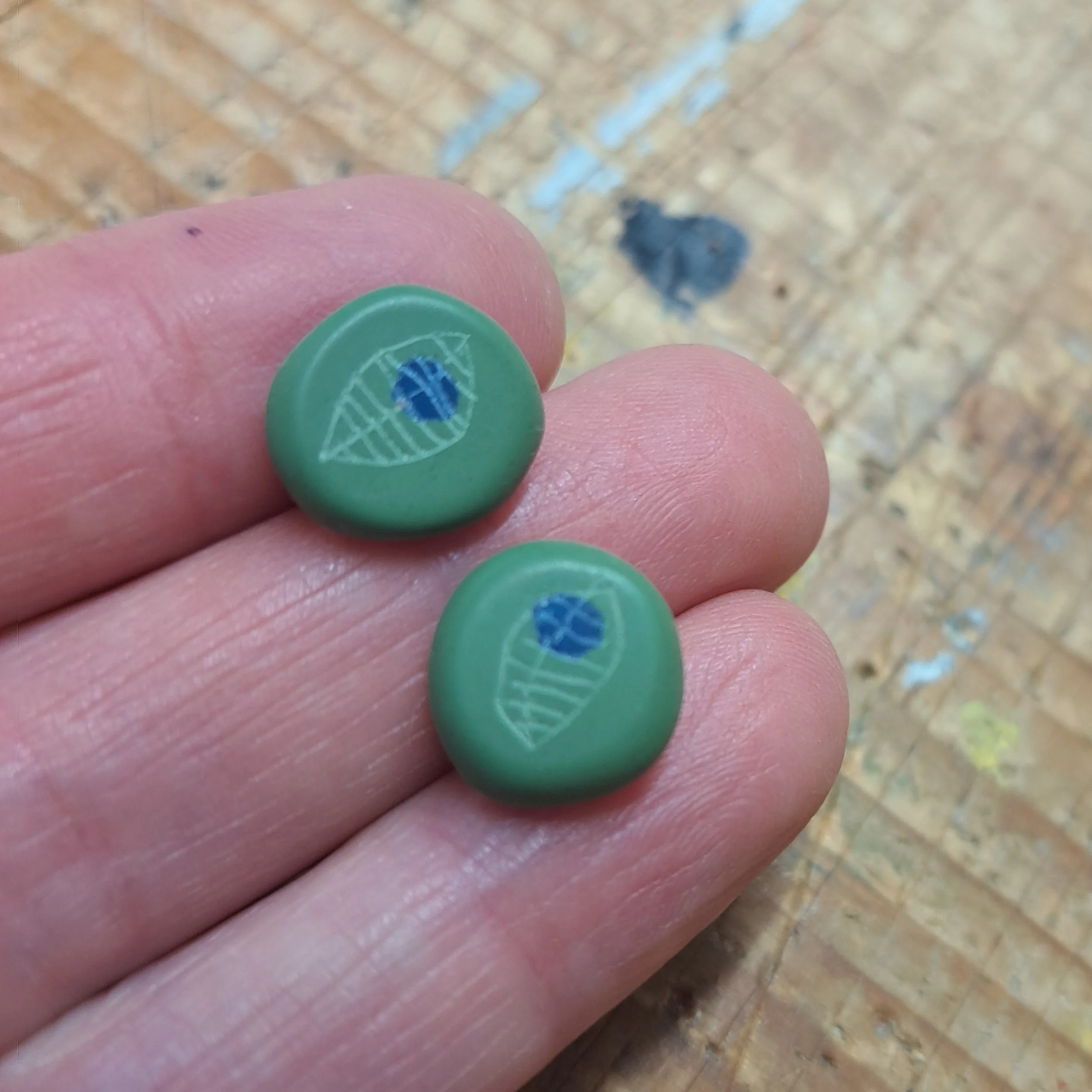 olive mini round studs