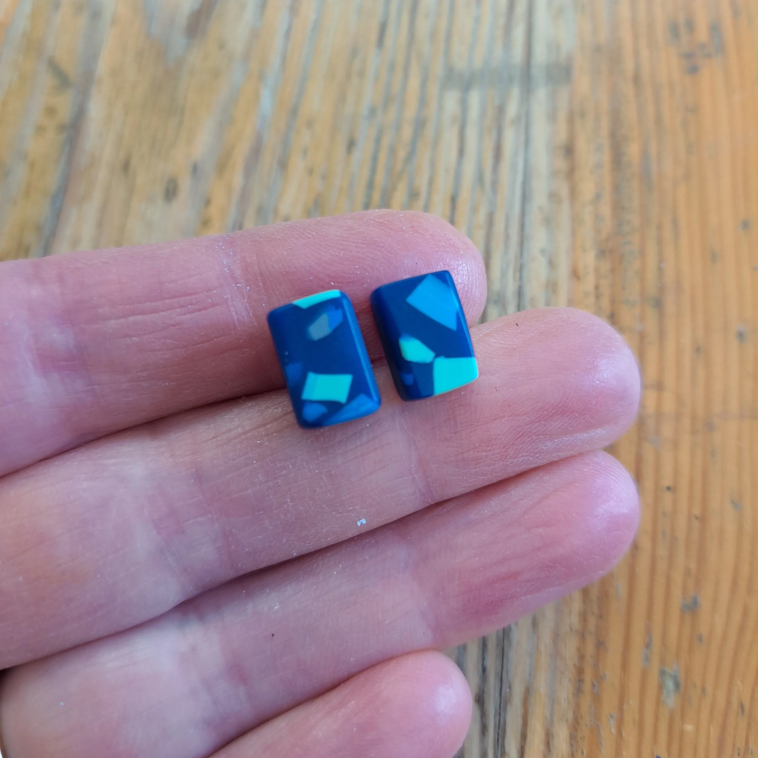 blue speckle chunky block studs