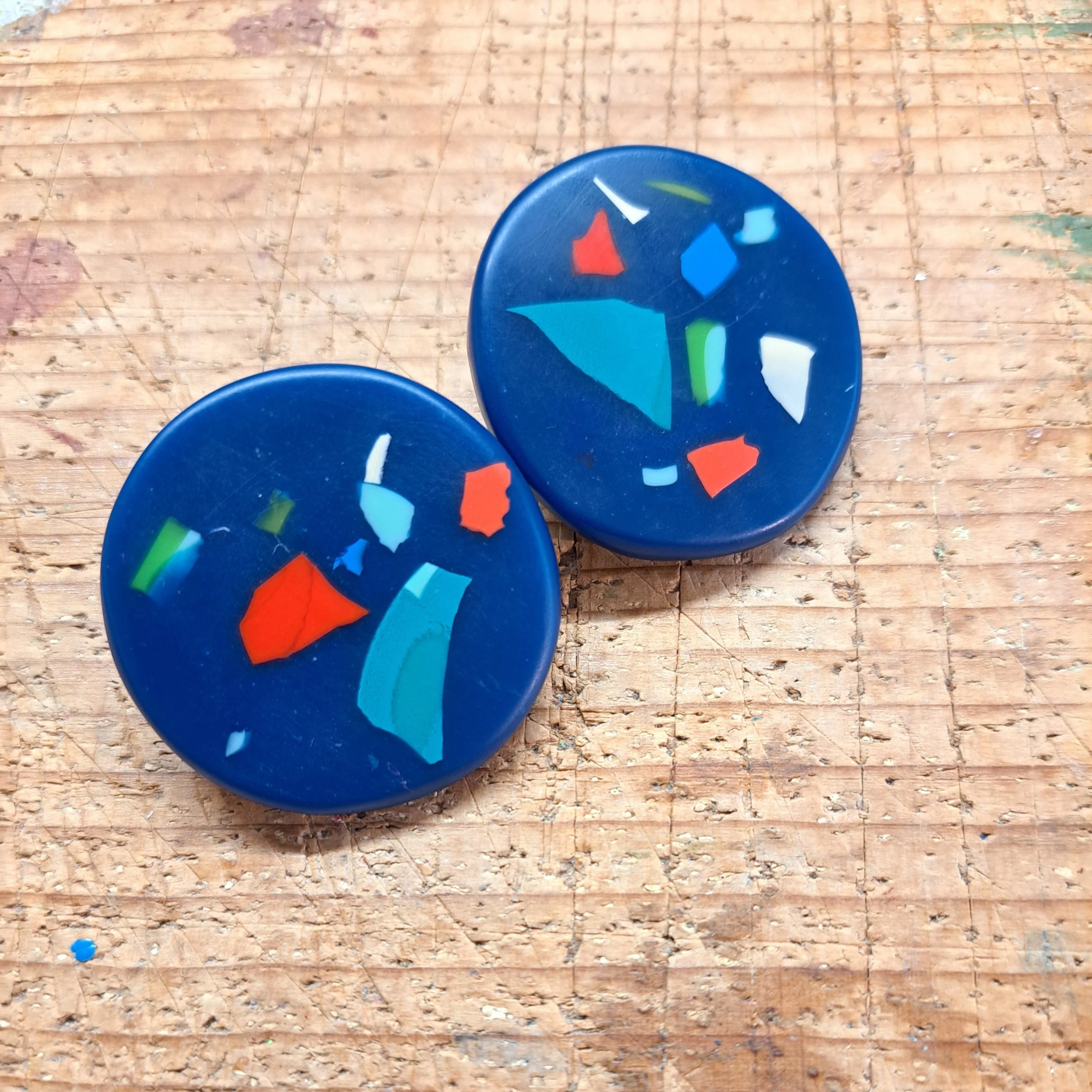 ocean speckle extra large studs