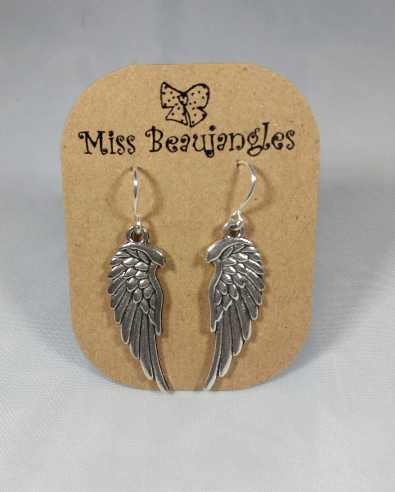 Angel wing drop earrings *Hypo 