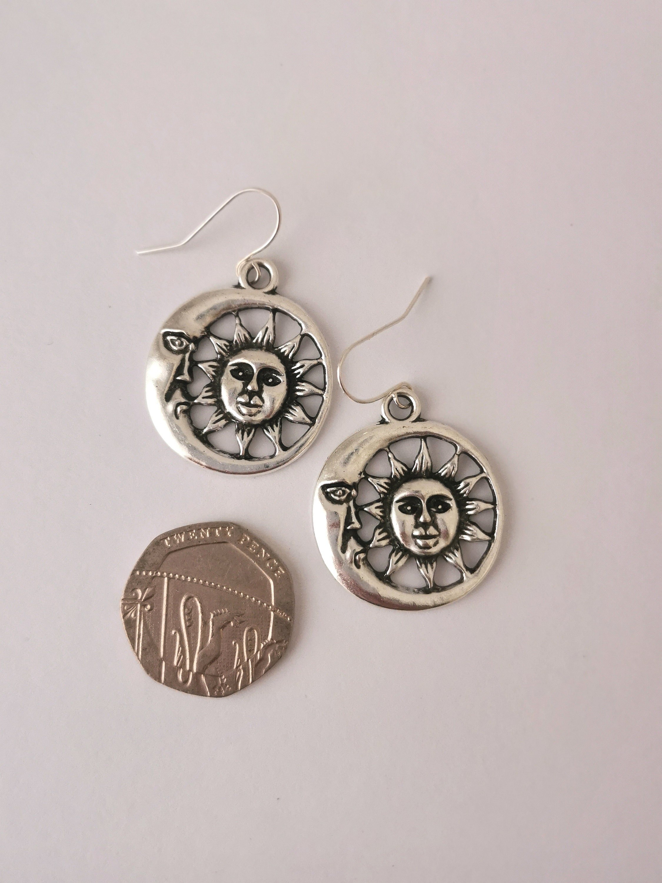 https://i.etsystatic.com/23705887/r/il/07dd7d/3849126648/il_fullxfull.3849126648_ox57.jpg