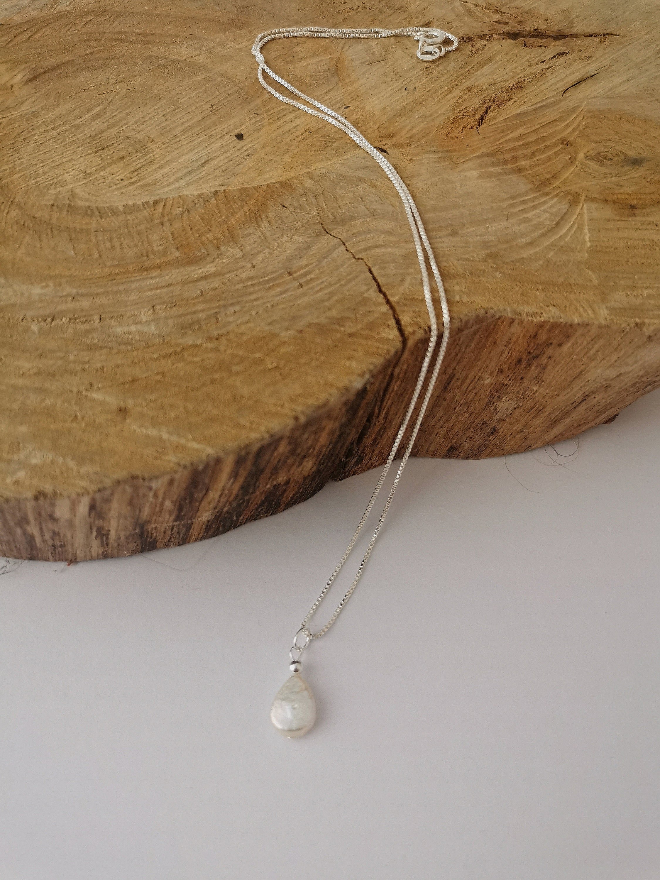 https://i.etsystatic.com/23705887/r/il/b062e2/3408198067/il_fullxfull.3408198067_almp.jpg