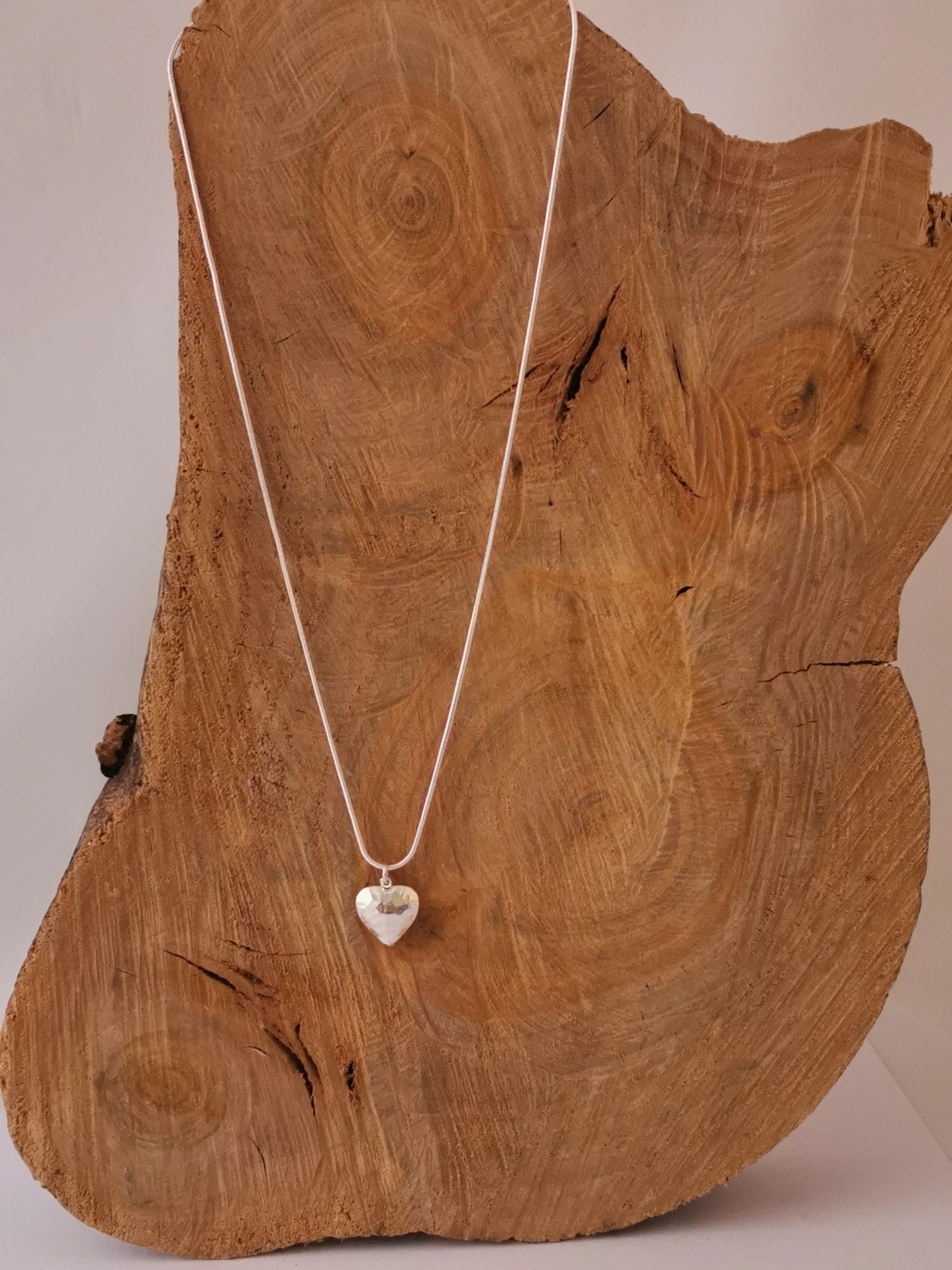 https://i.etsystatic.com/23705887/r/il/8a304e/2585093377/il_fullxfull.2585093377_la5v.jpg