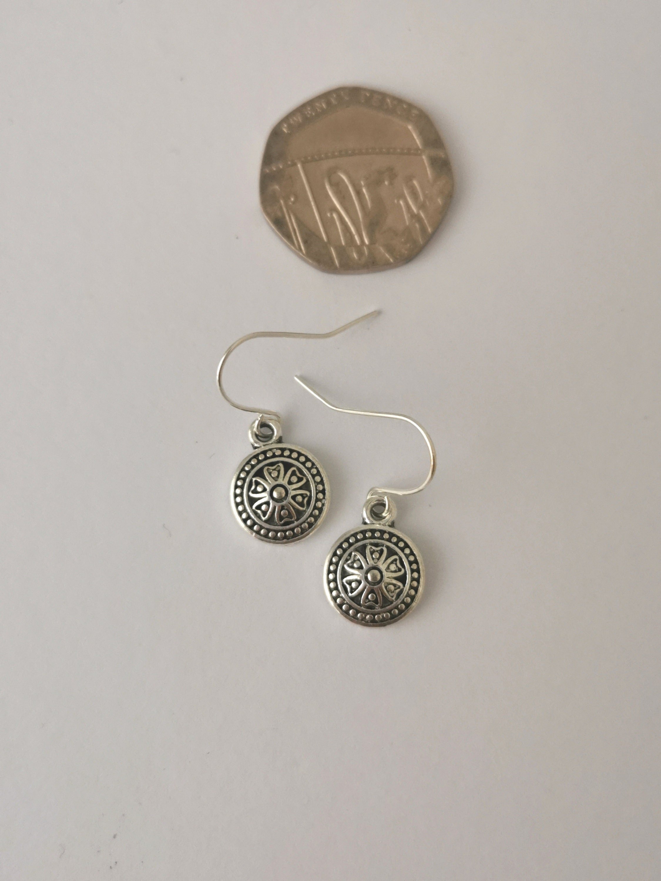 https://i.etsystatic.com/23705887/r/il/e0f915/3896601003/il_fullxfull.3896601003_s5qb.jpg