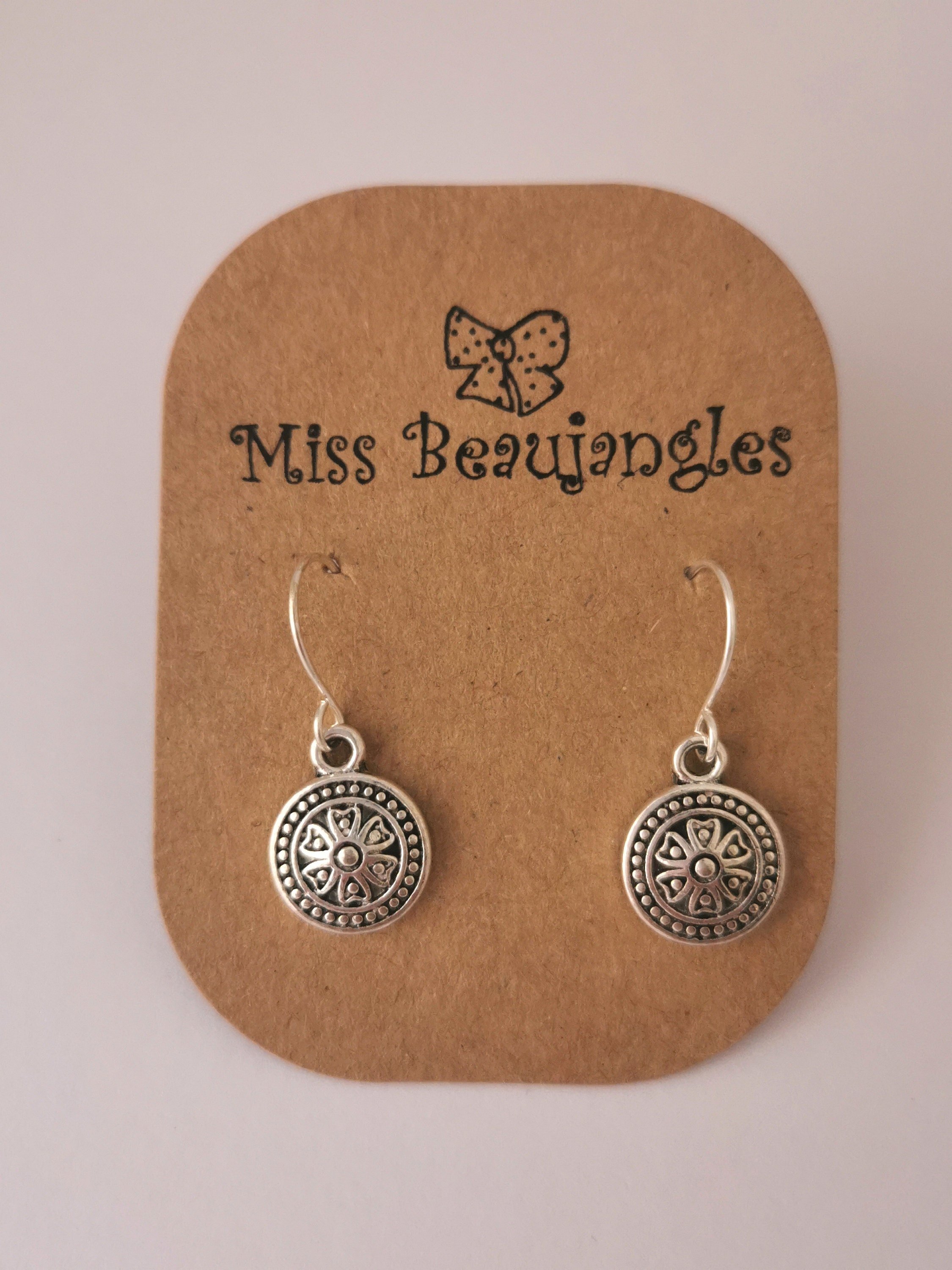 https://i.etsystatic.com/23705887/r/il/fb5295/3896601045/il_fullxfull.3896601045_dwt5.jpg